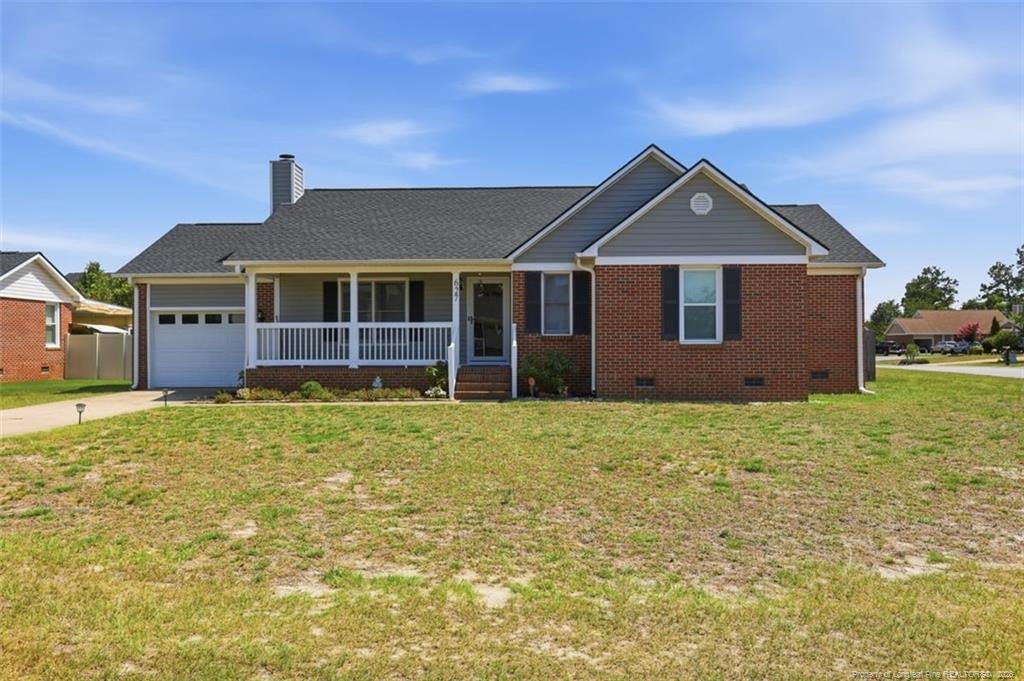 627 Sunnybrook Drive — photo