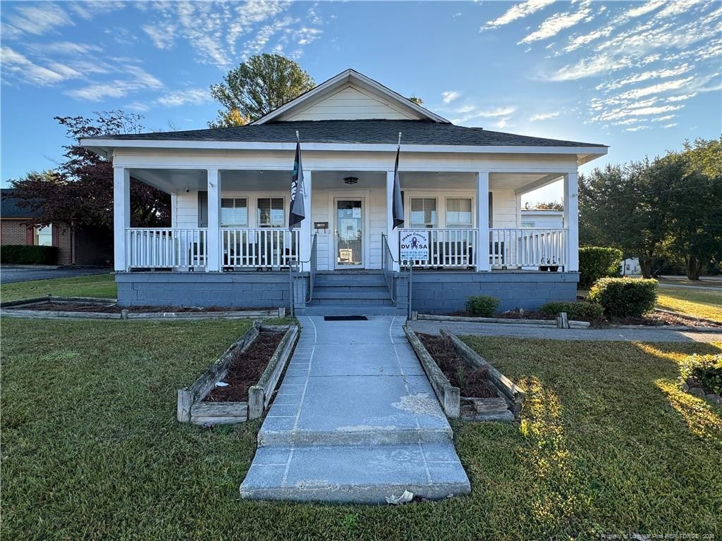 225 S Main Street — photo