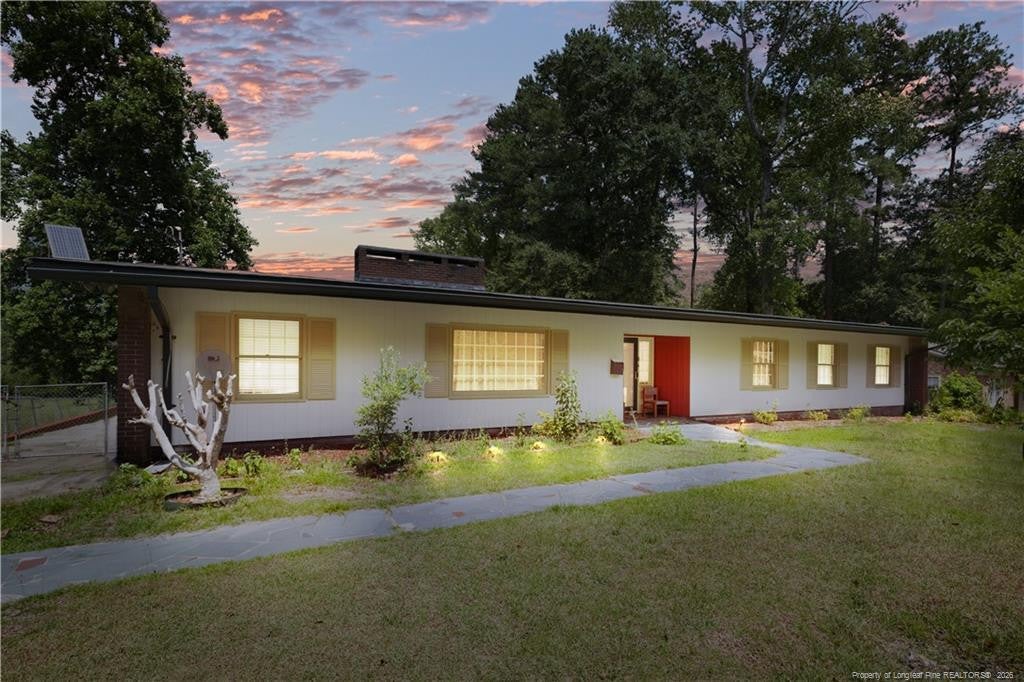 1946 Forest Hills Drive — photo