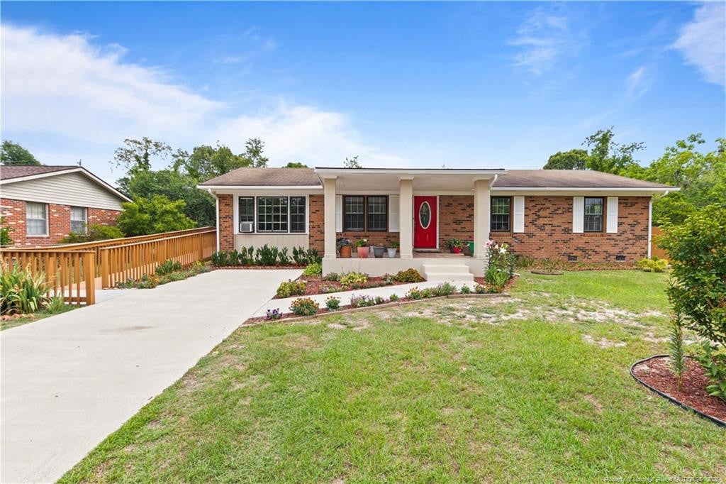 3643 Gloucester Drive — photo