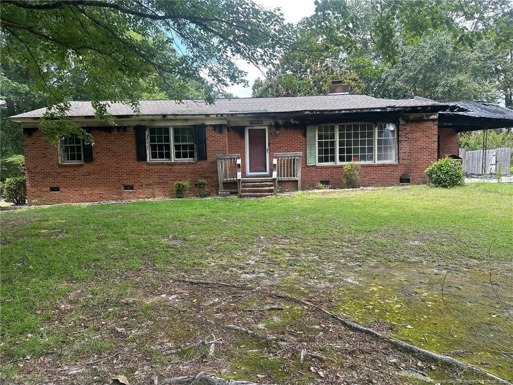 1701 Crest Drive — photo