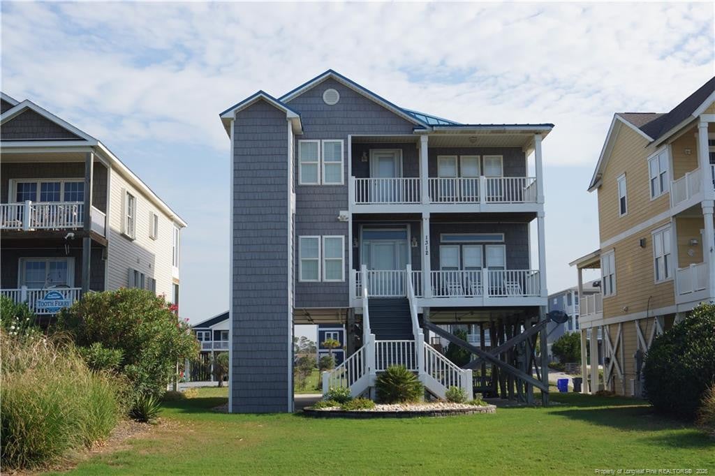 1312 W Beach — photo