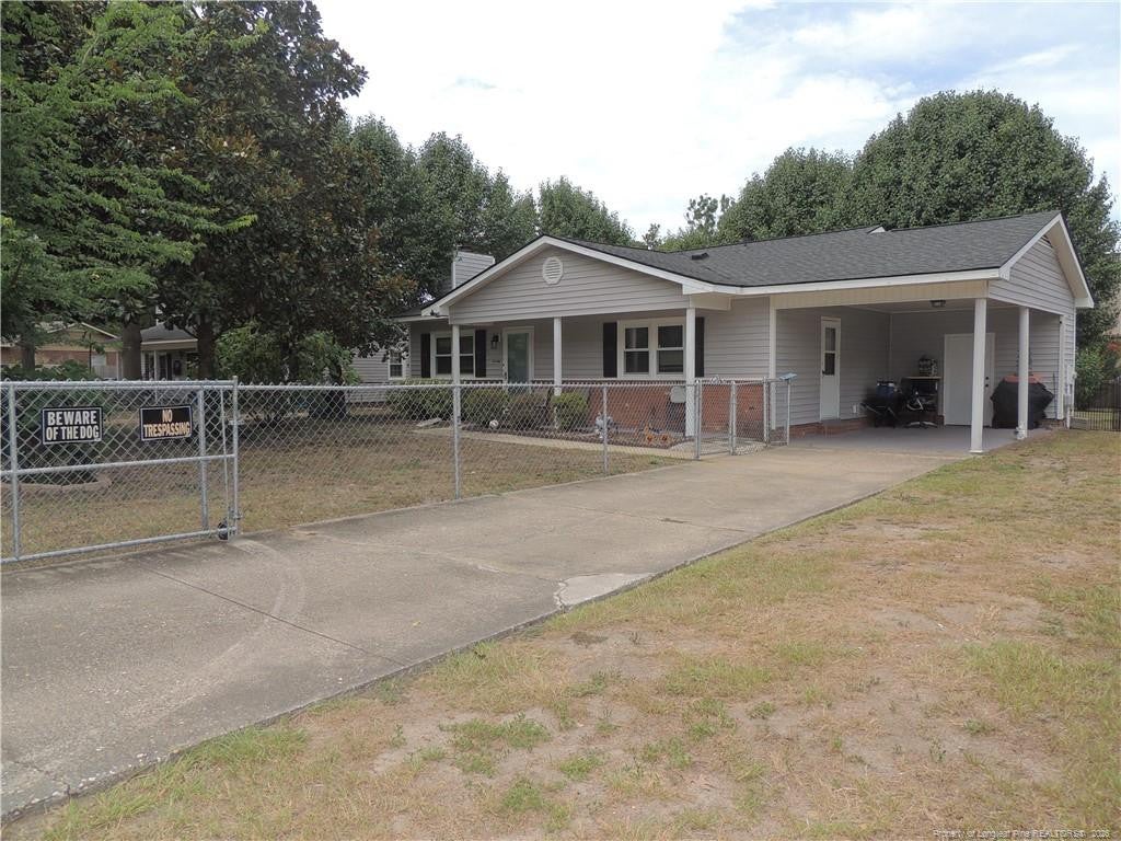 3831 Oak Haven Road — photo