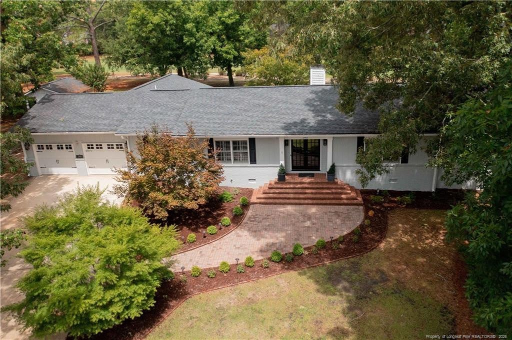 2901 Wessex Court — photo