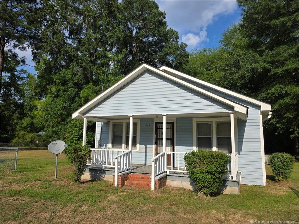207 Triangle Place — photo