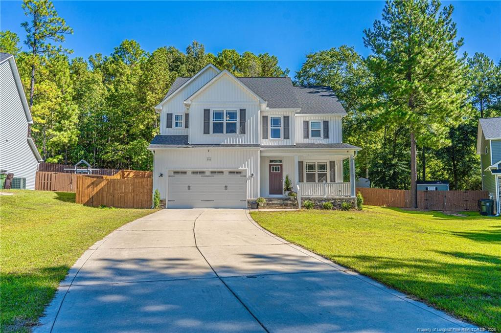 216 Vanderbuilt Court — photo