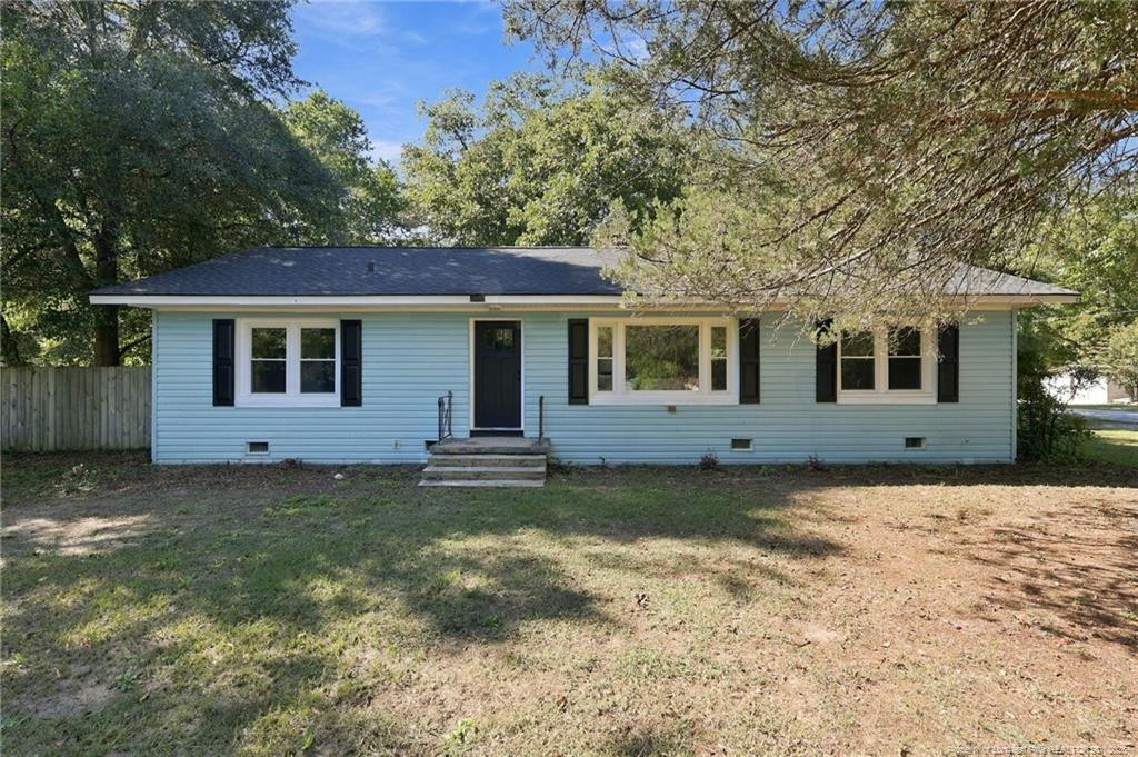 1090 Strickland Bridge Road — photo