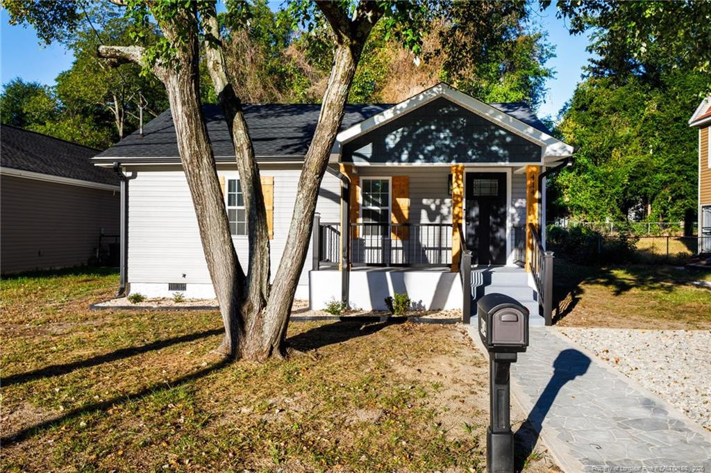 414 Bryan Street — photo