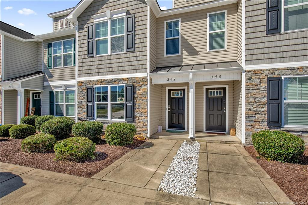 202 Collinwood Drive — photo