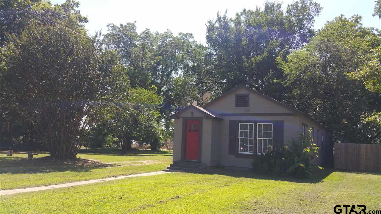 237 Rusk, Pittsburg, TX 75686 — photo 2