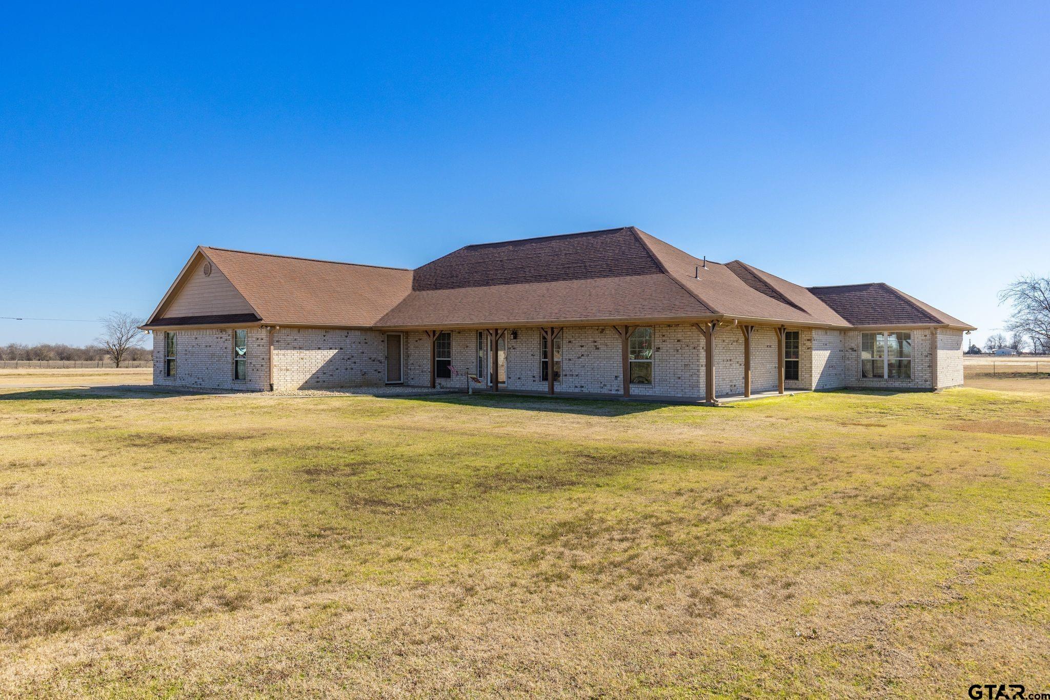1310 County Road 3566 — photo