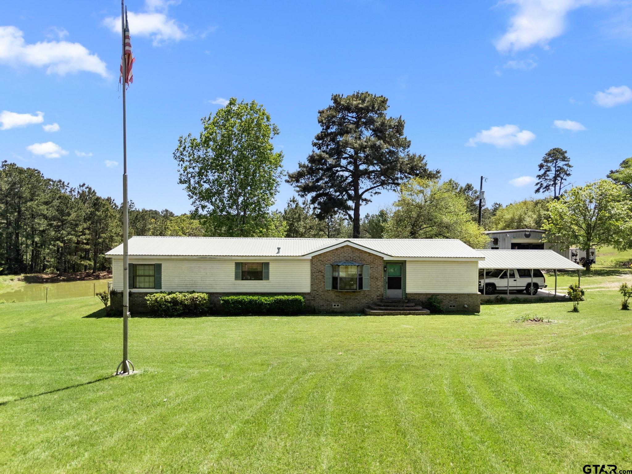 21566 CR 294 — photo