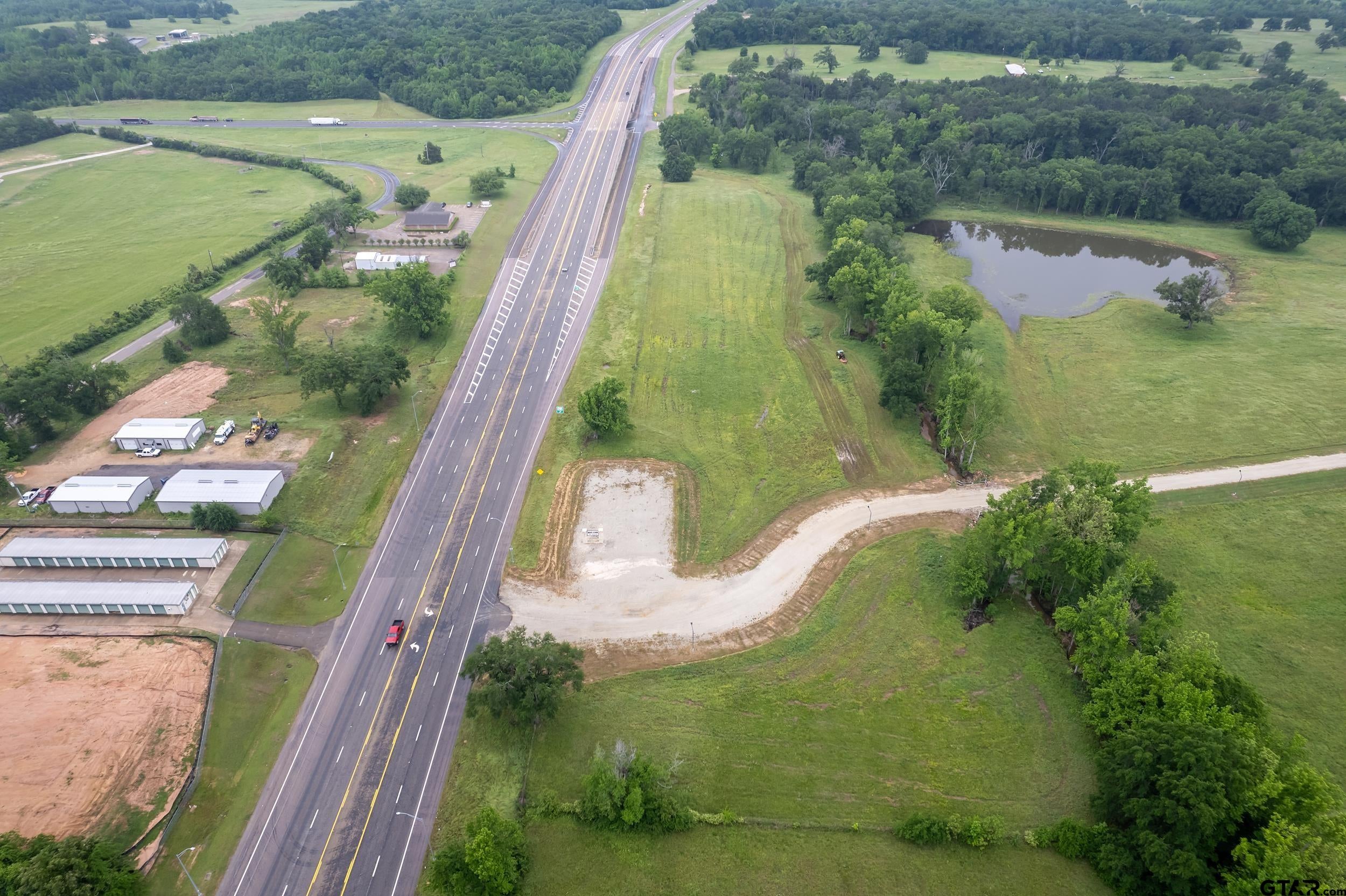 1826 US 69 — photo