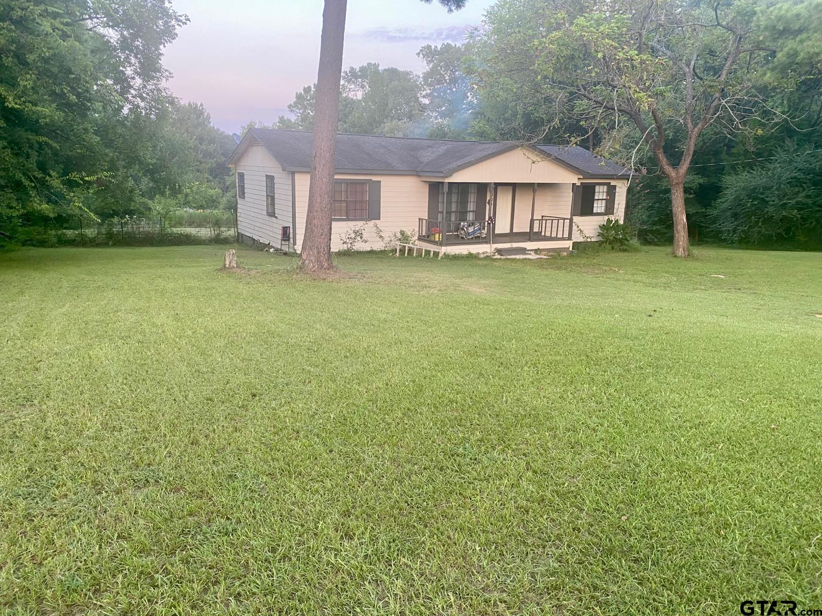 205 Pr 2127 — photo
