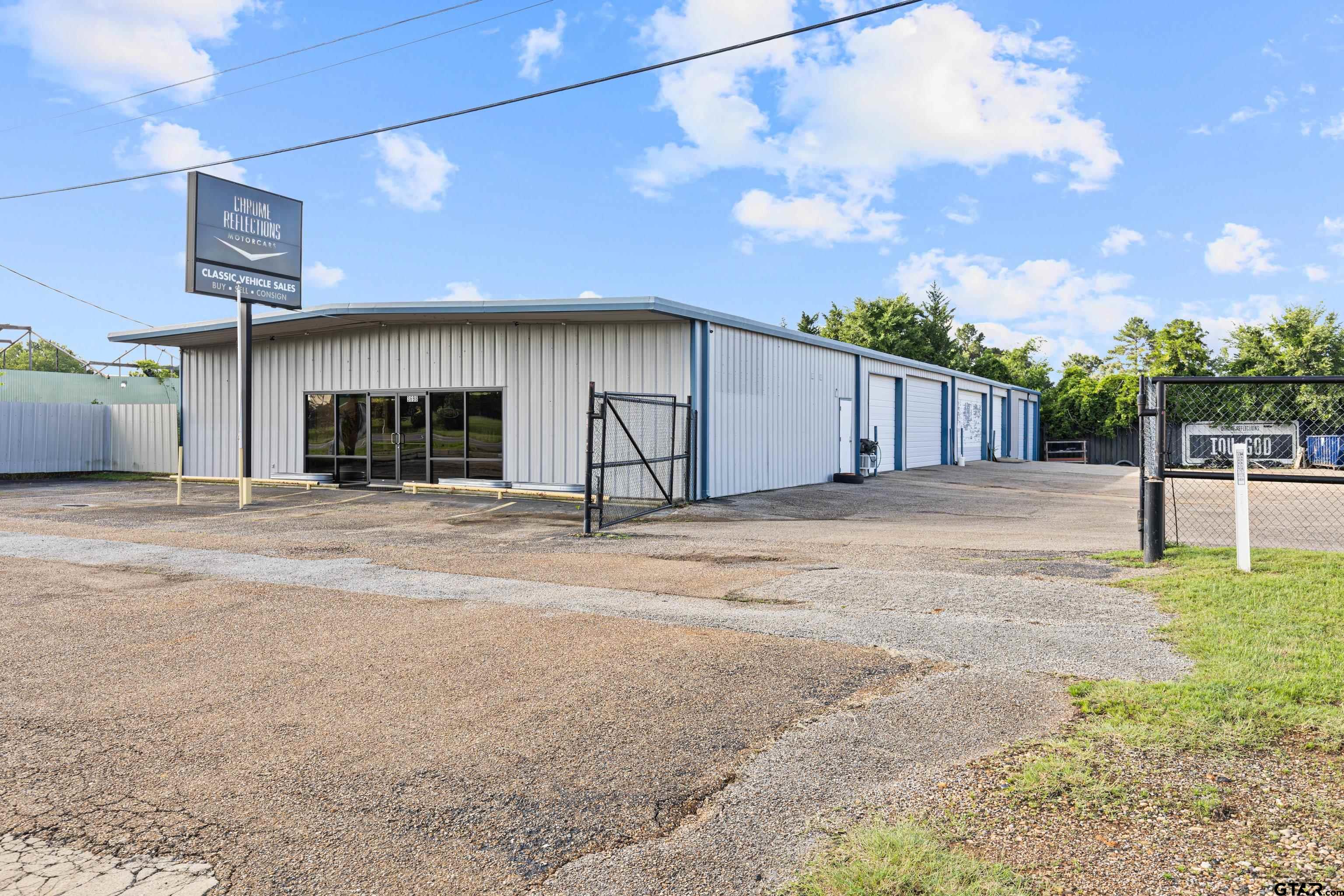 3698 E Marshall Ave — photo