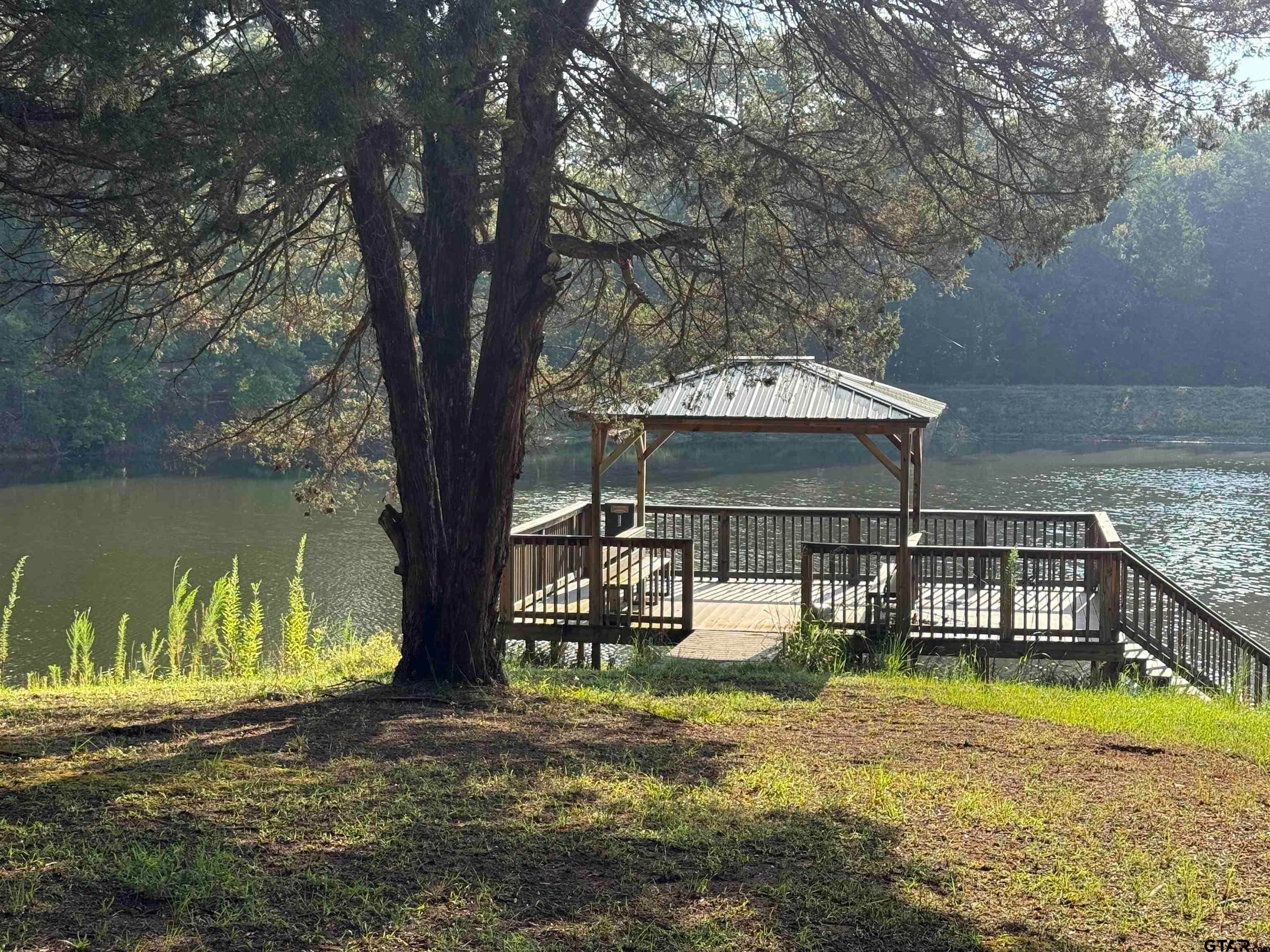 21120 W FM 16 — photo