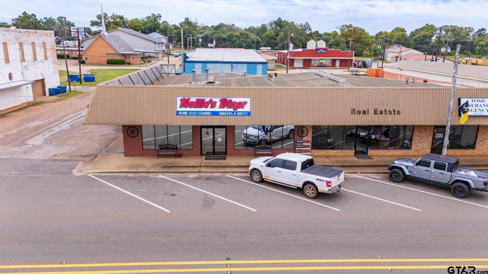 201 W San Antonio — photo