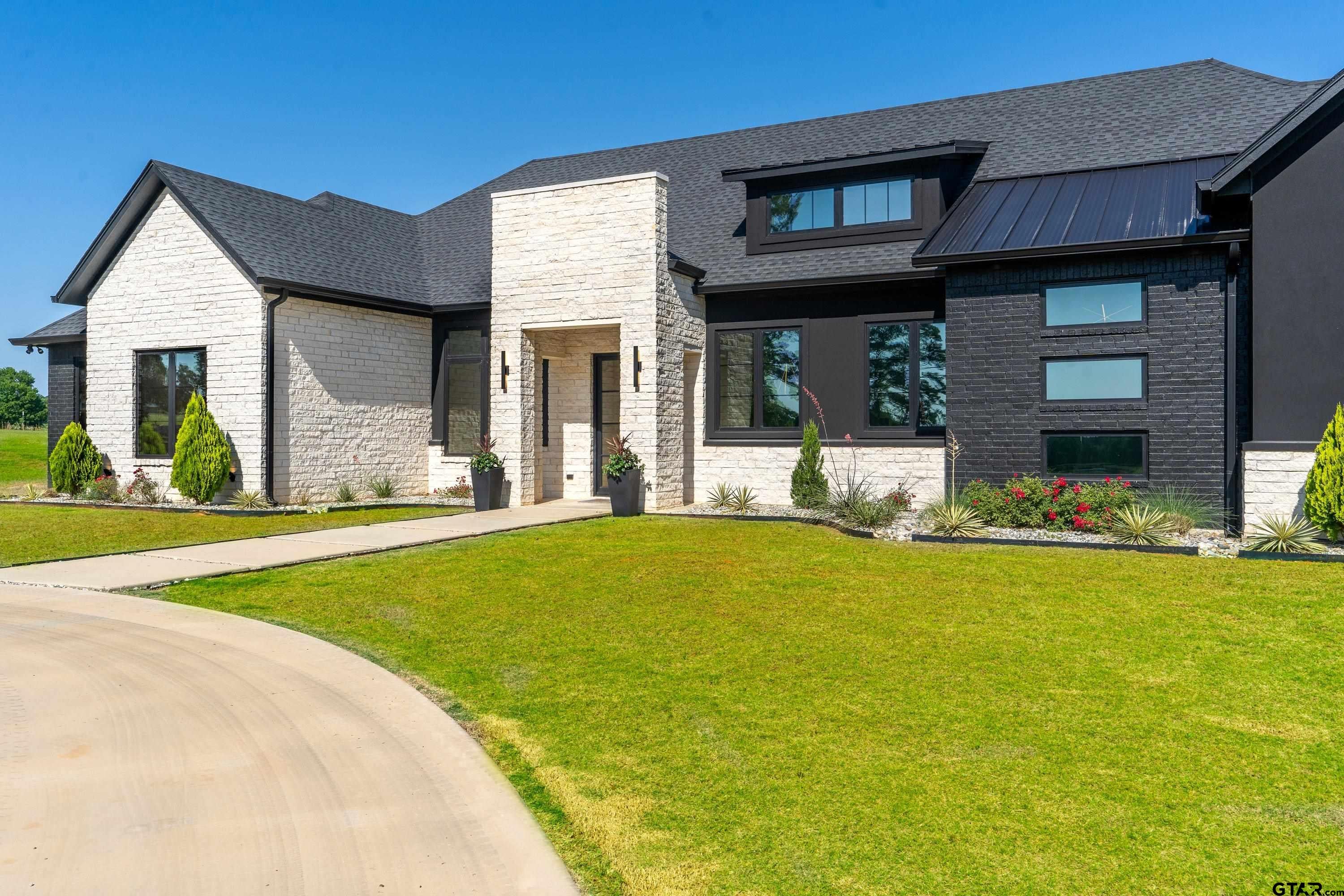 2804 Buchanan Rd — photo