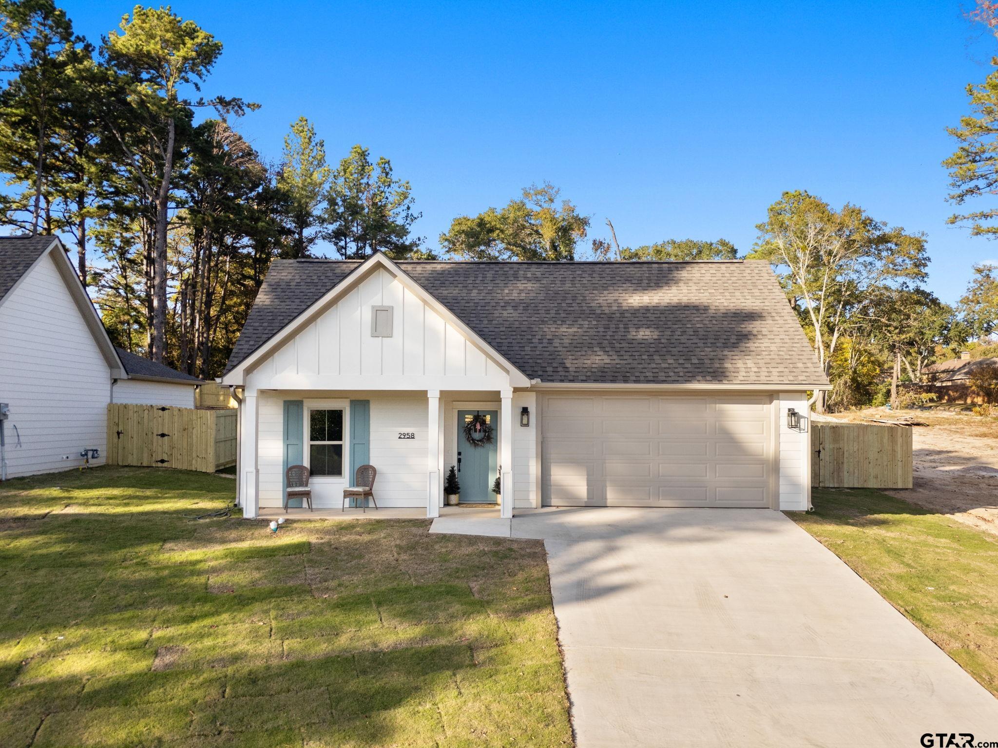 2958 Calloway Rd. — photo