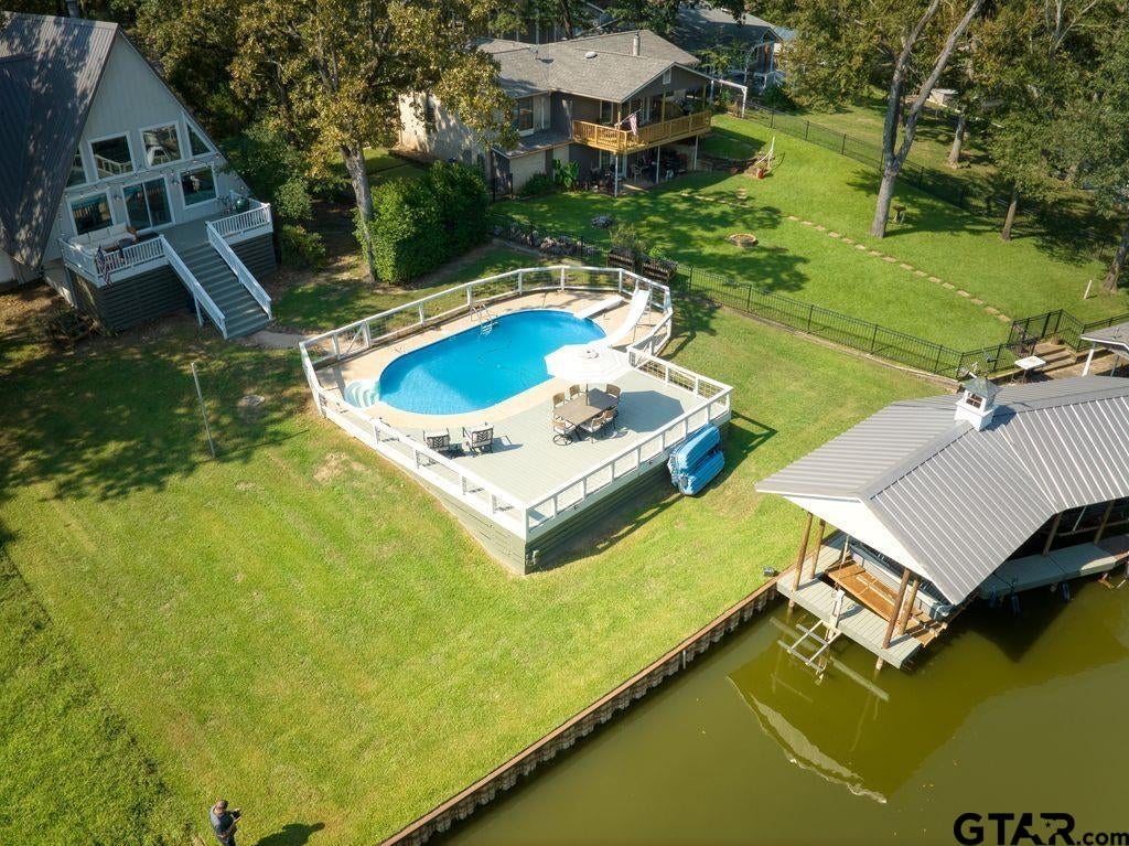 122 Havens Court — photo