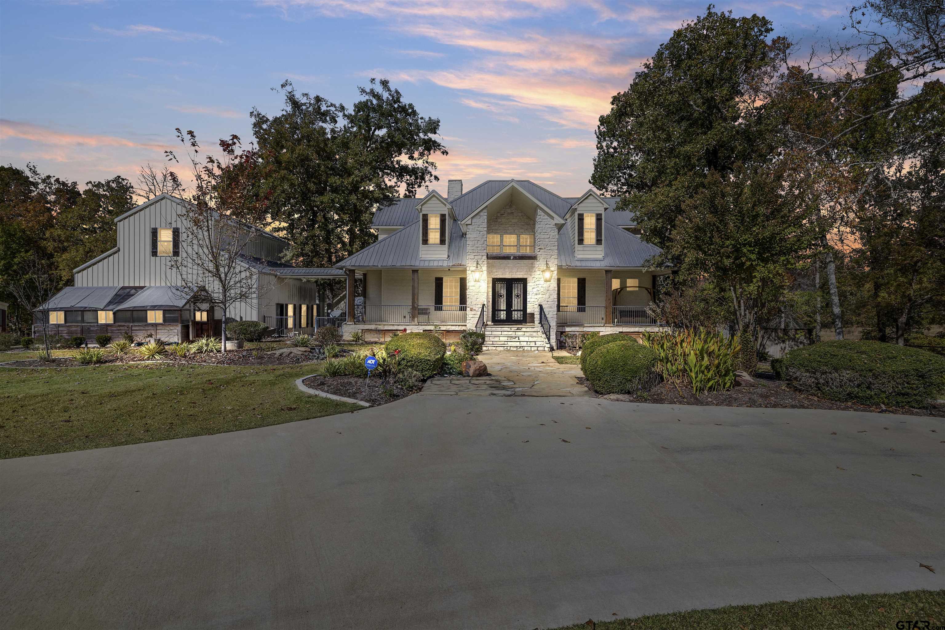 8545 N FM 726 — photo