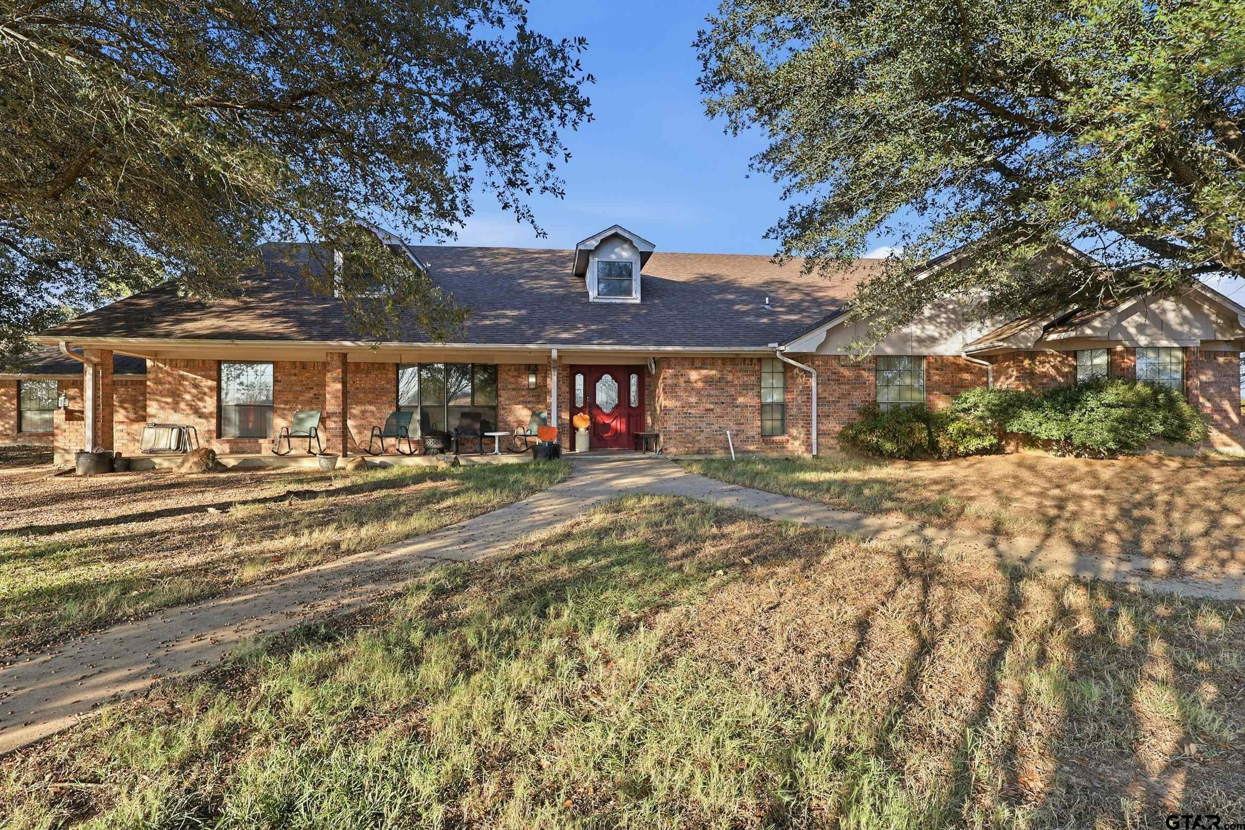 2370 W FM 71 — photo