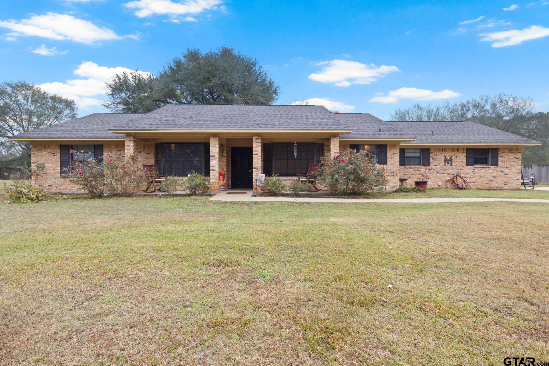 195 County Road 4164 — photo