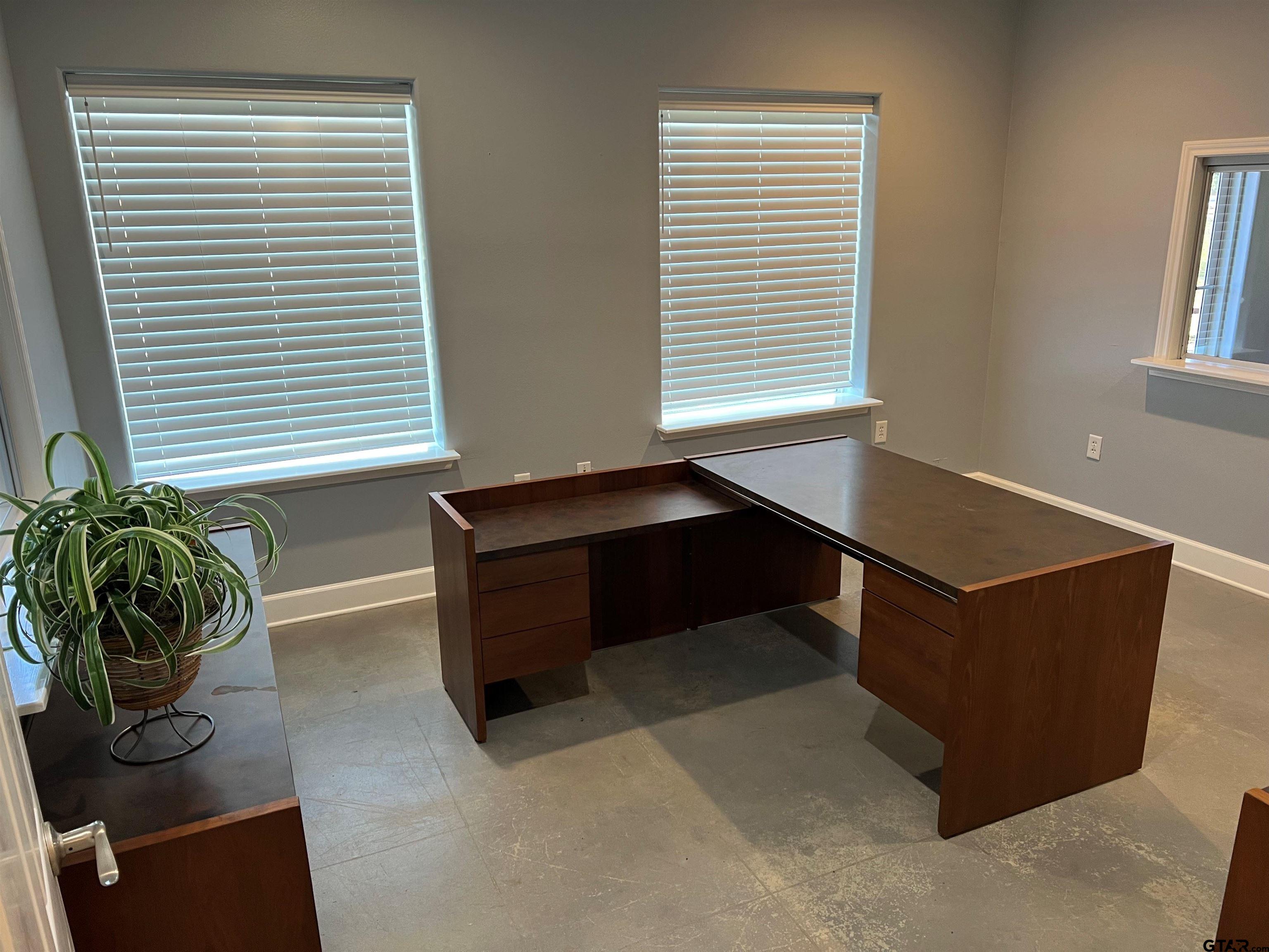 19025 Valley Drive, Suite 12 — photo