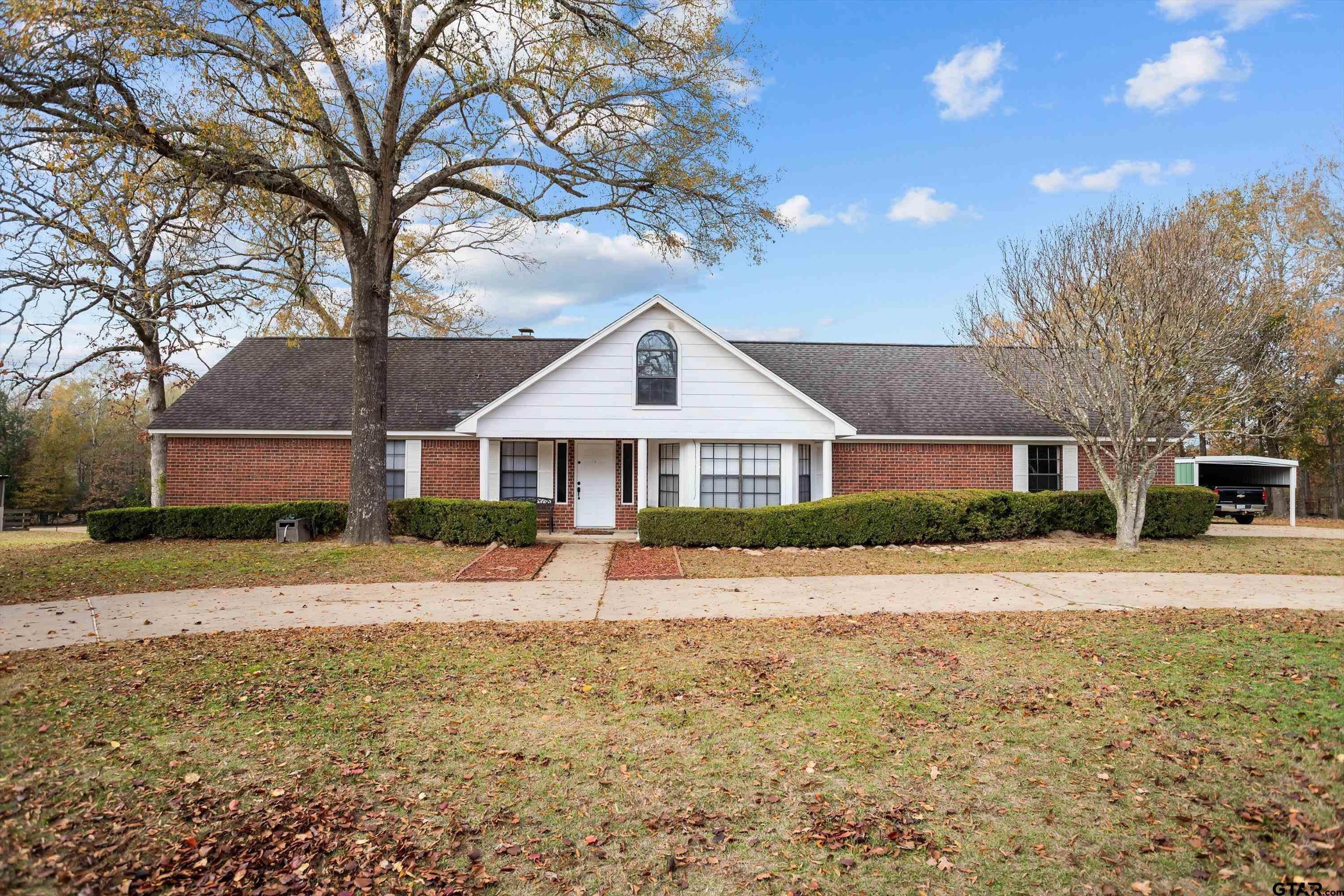 533 Creekwood Street — photo