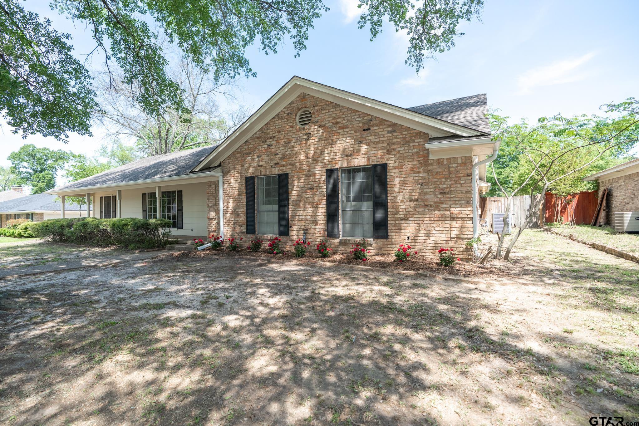 1116 Kingspark Dr. — photo
