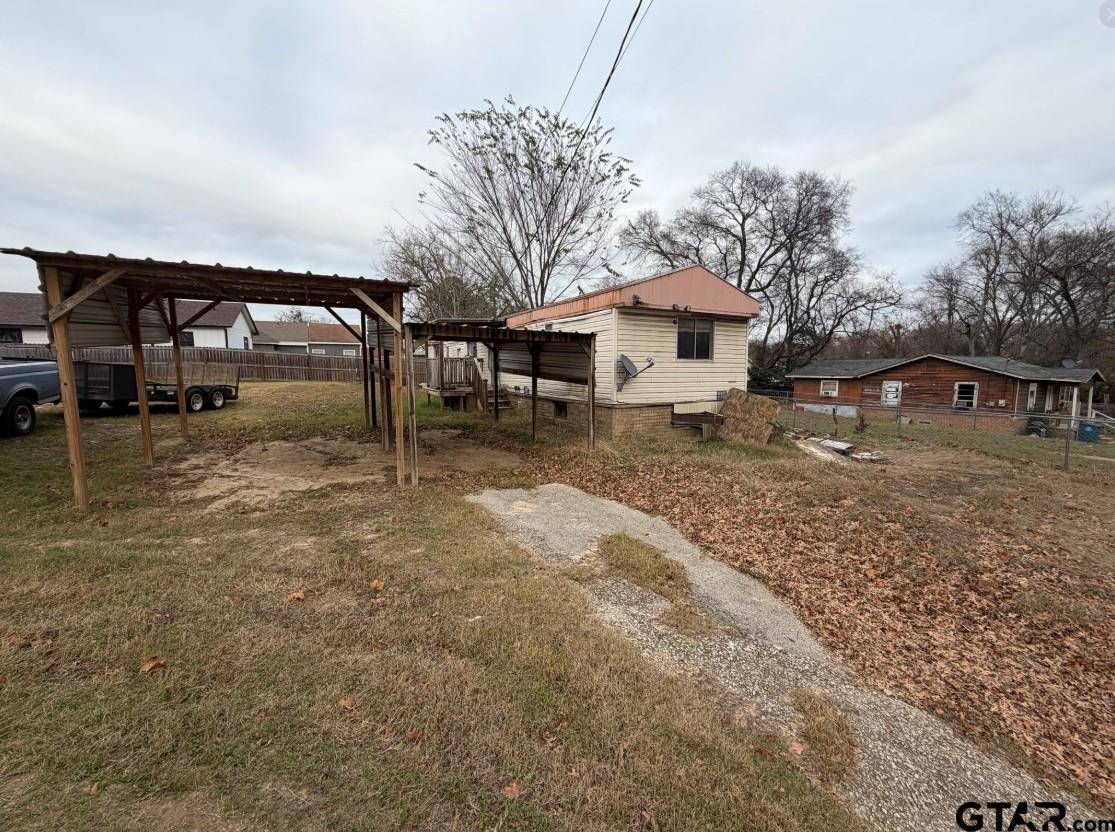 205 Barker, Athens, TX 75751 — photo 3