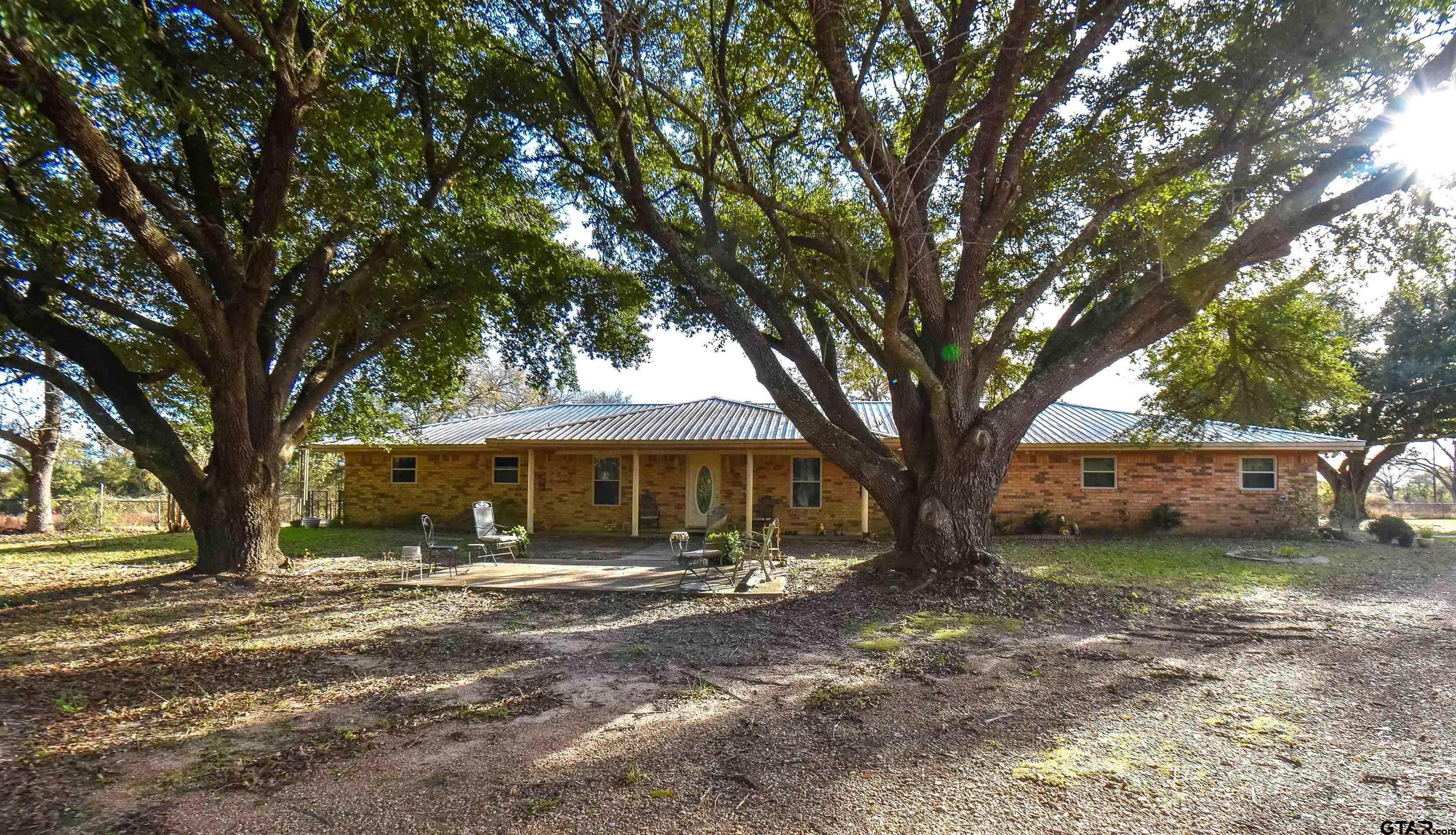 355 W Sugar Hill Road, Reklaw, TX 75784 — photo 2