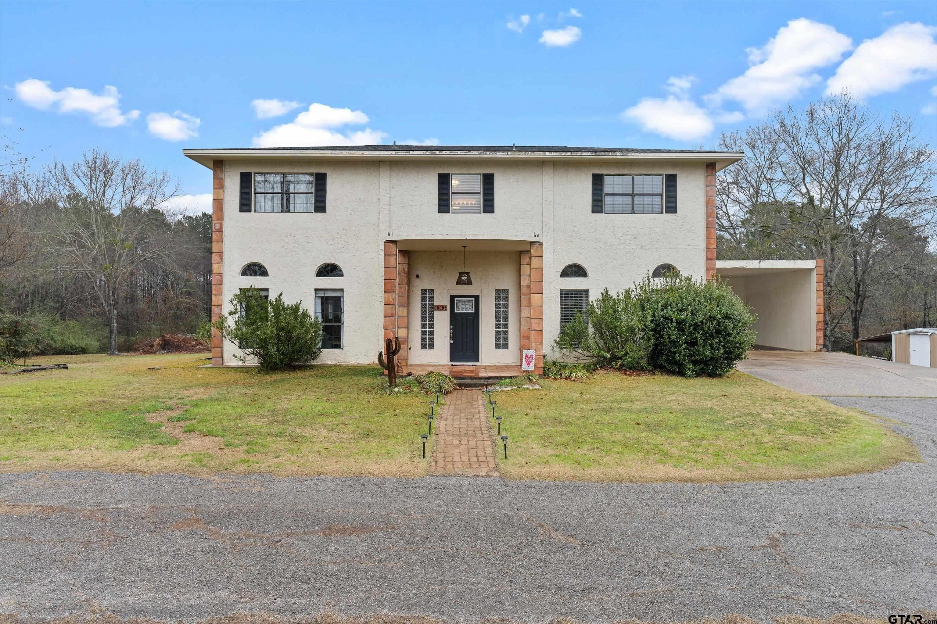 210 Kenneth Drive — photo