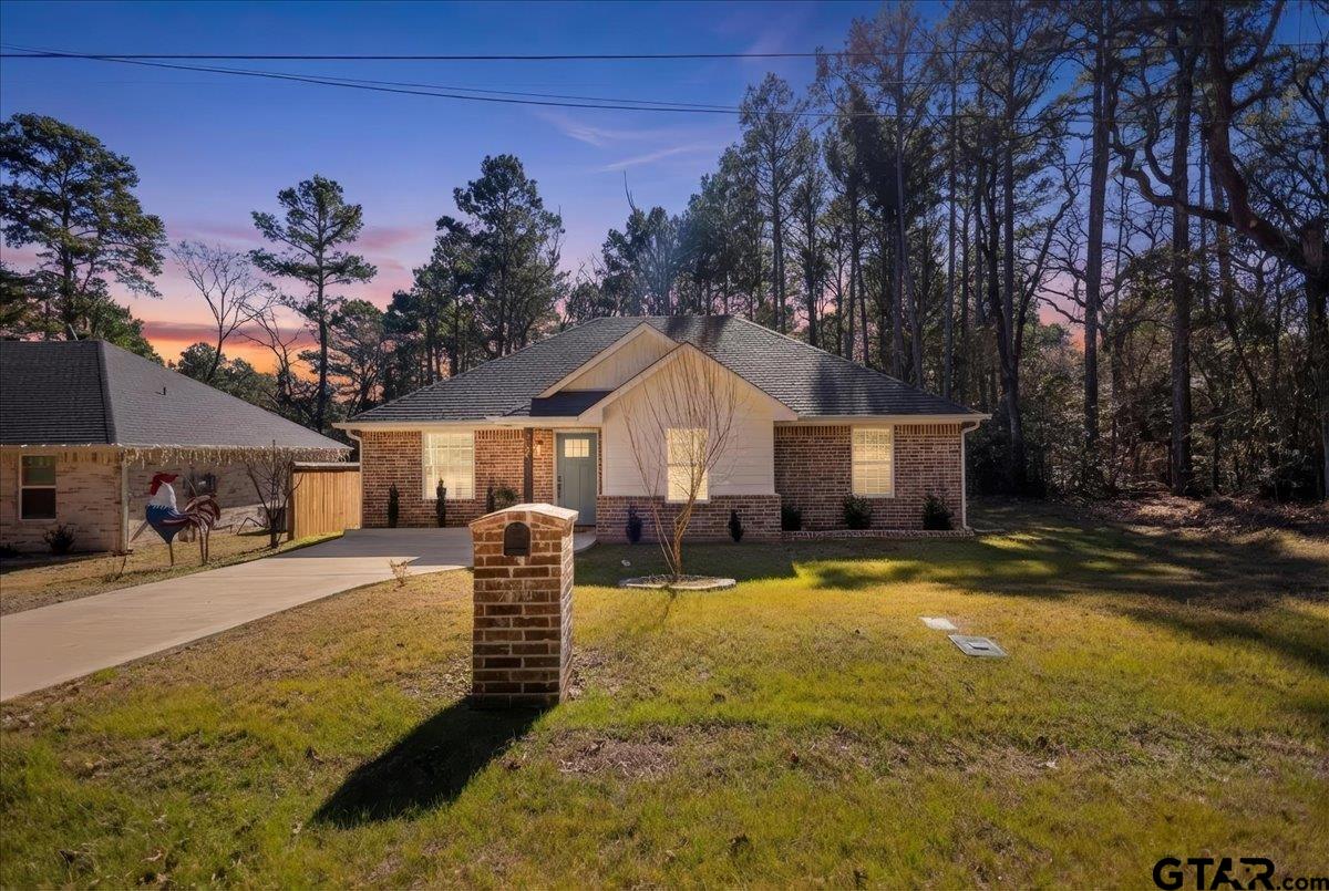 234 Sabinal Dr. — photo