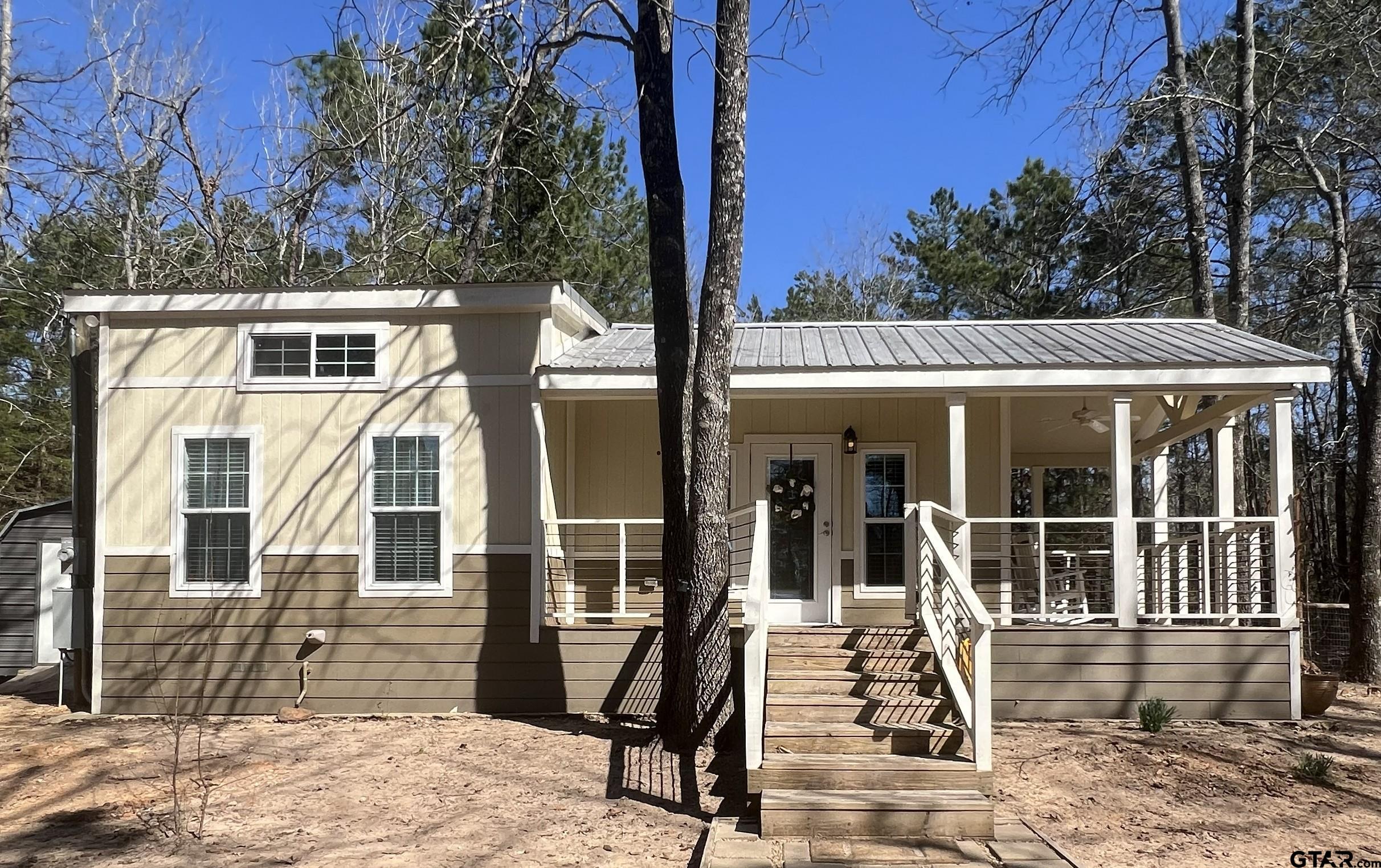 6961 CR 447 — photo