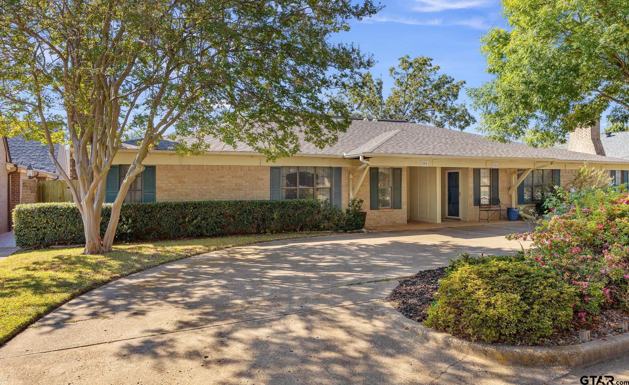 504 Woodland Hills Dr — photo
