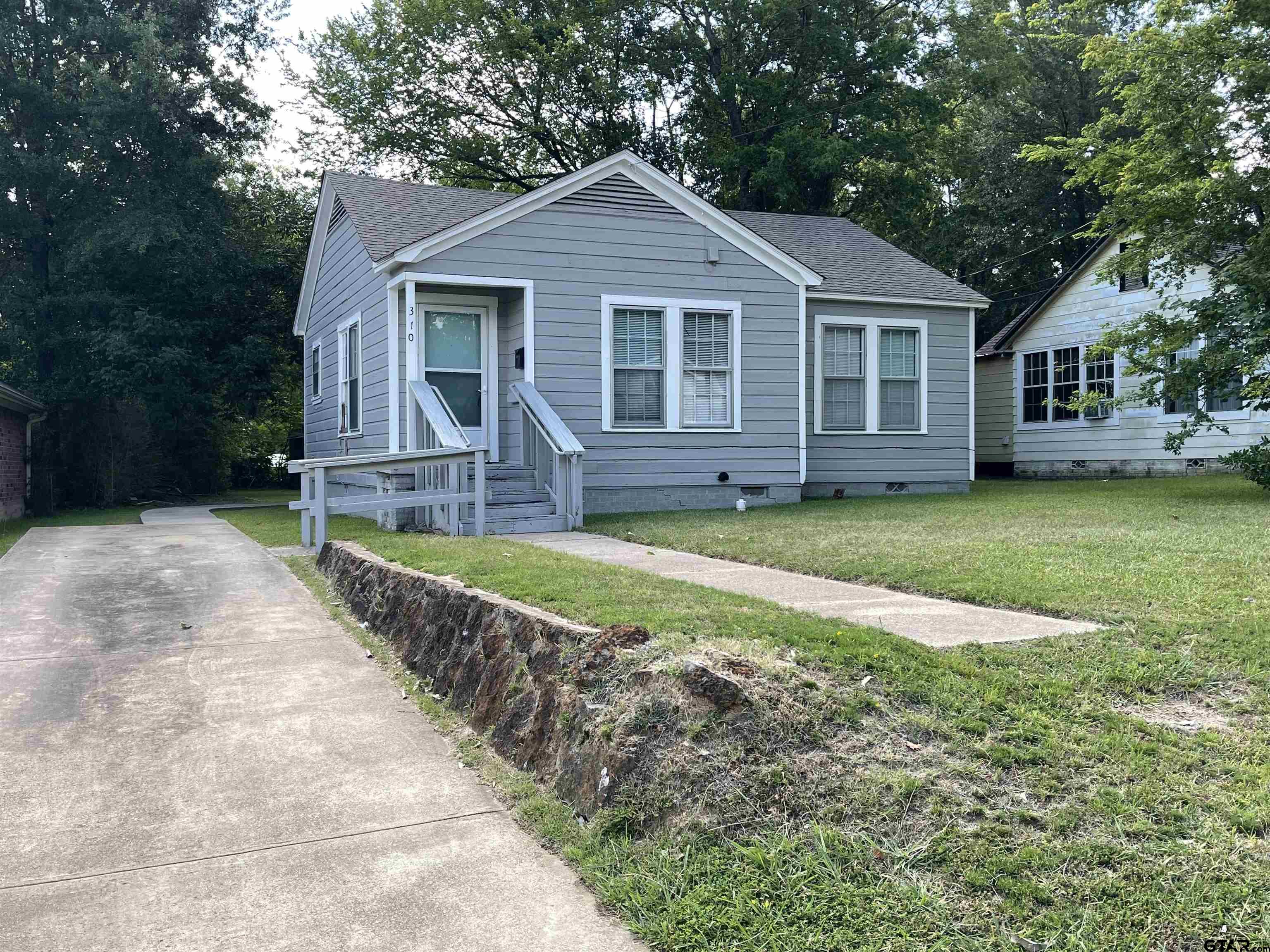 310 S Boon — photo
