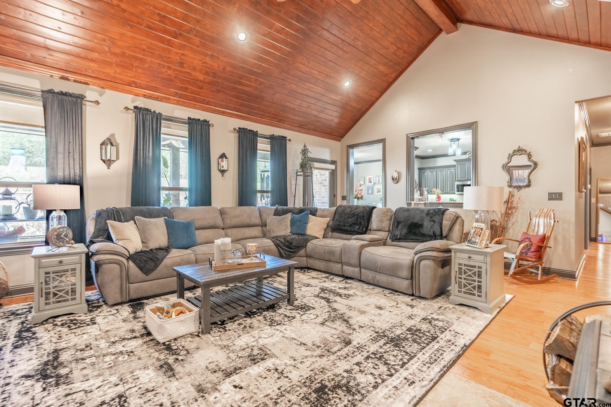 13307 Dustin Rd — photo