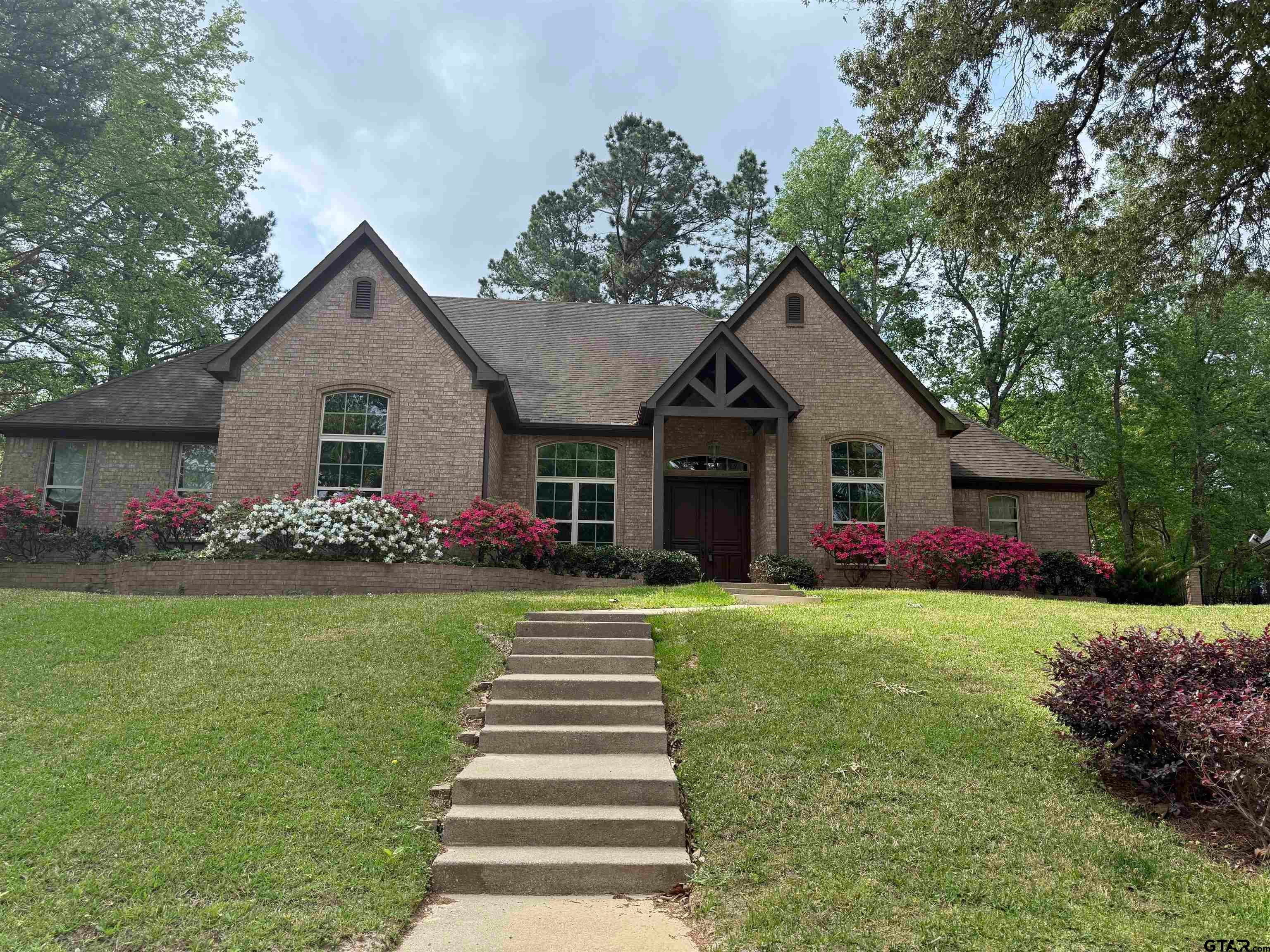 4321 Lazy Creek Dr. — photo
