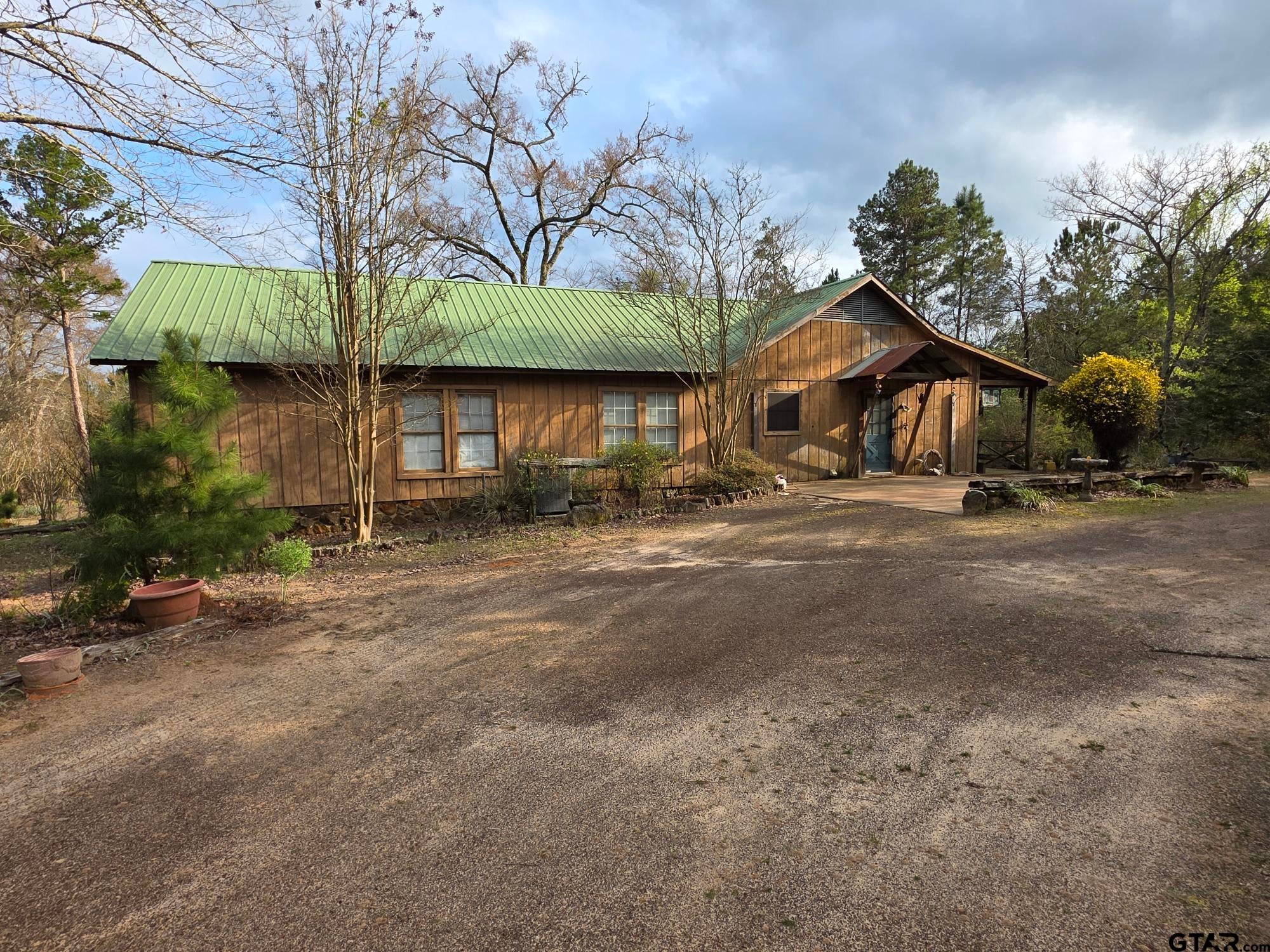 19502 FM 14 — photo