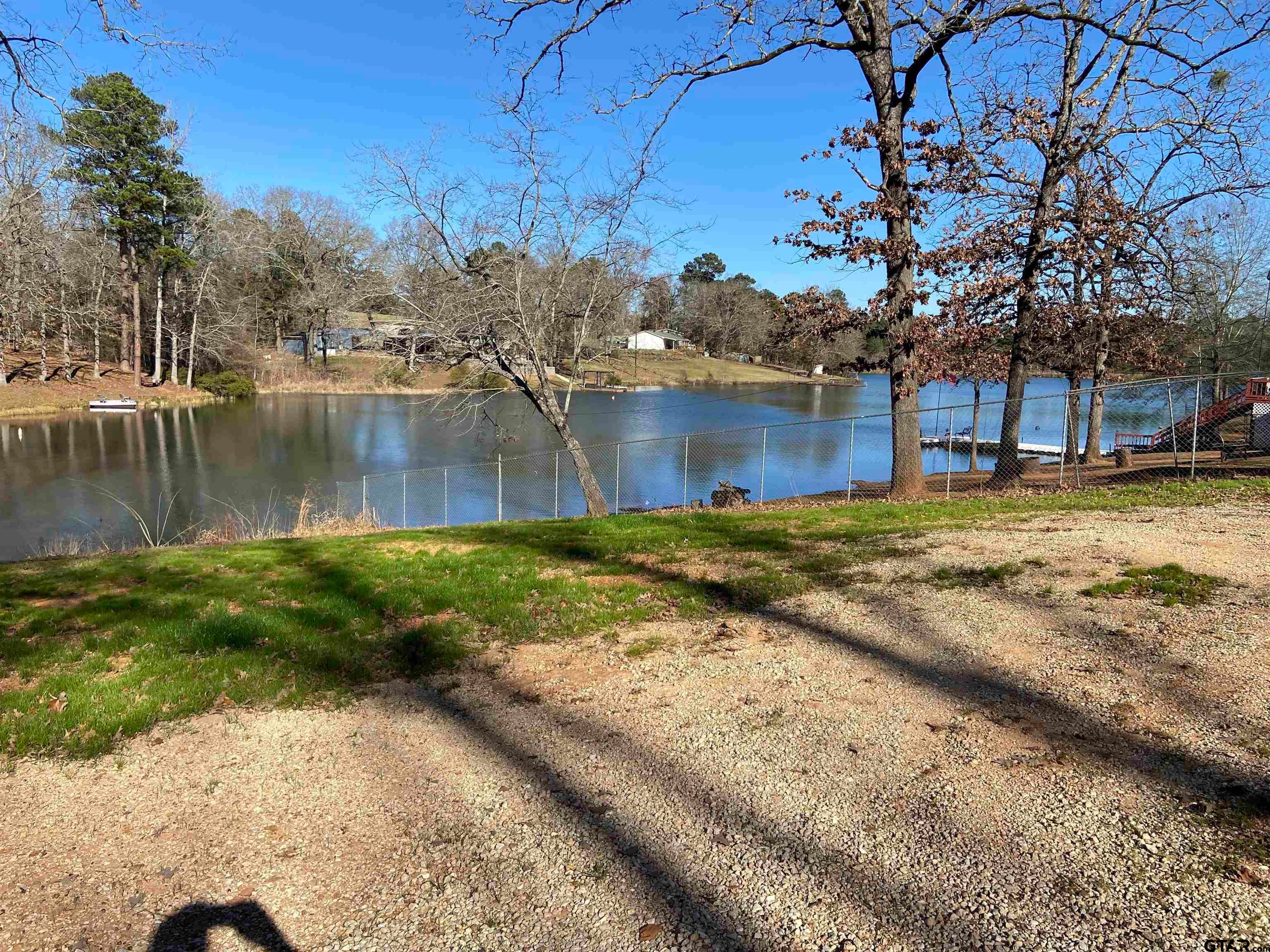 58 Florey Lake — photo