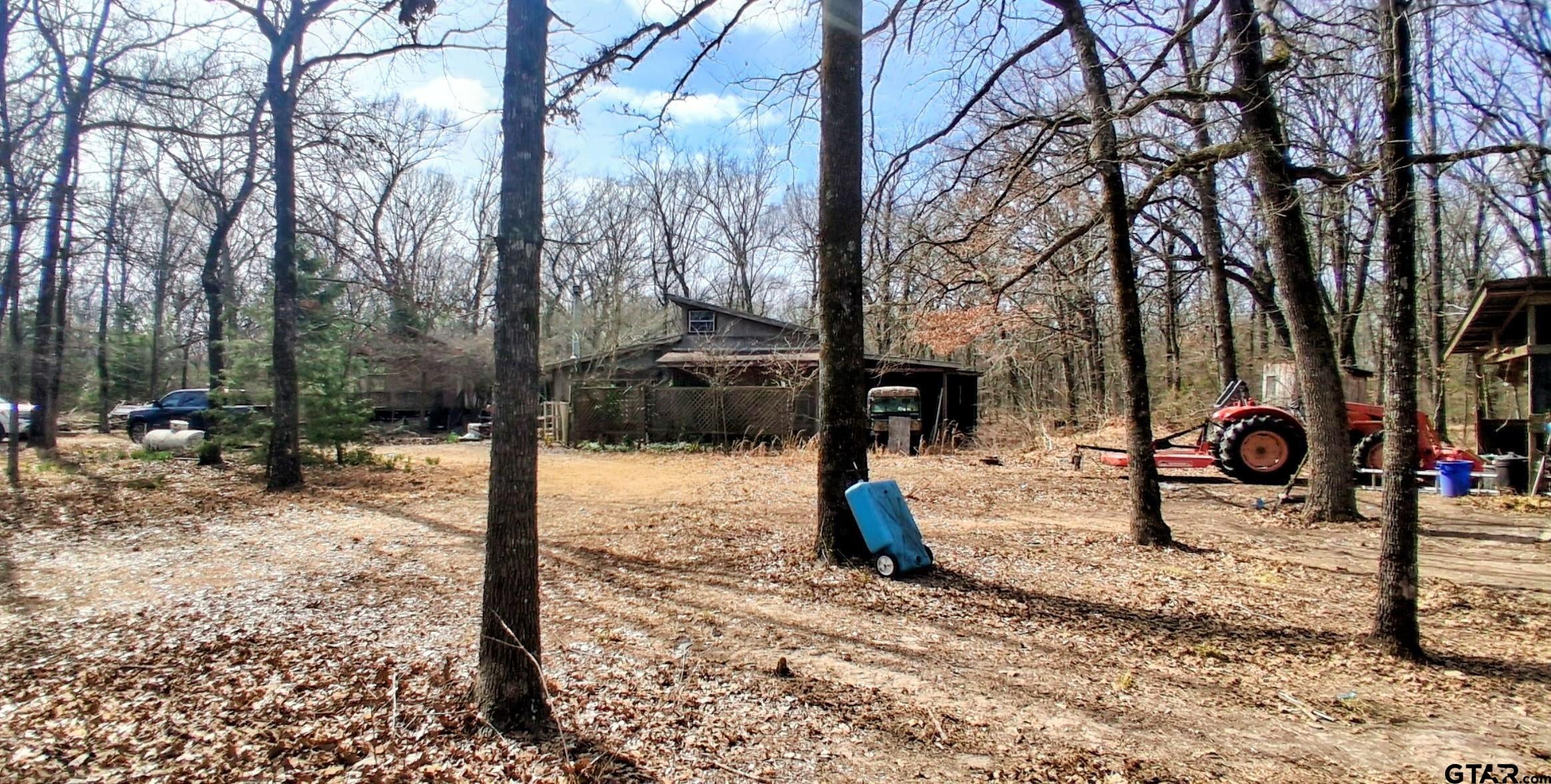 526 N CR 1820 — photo