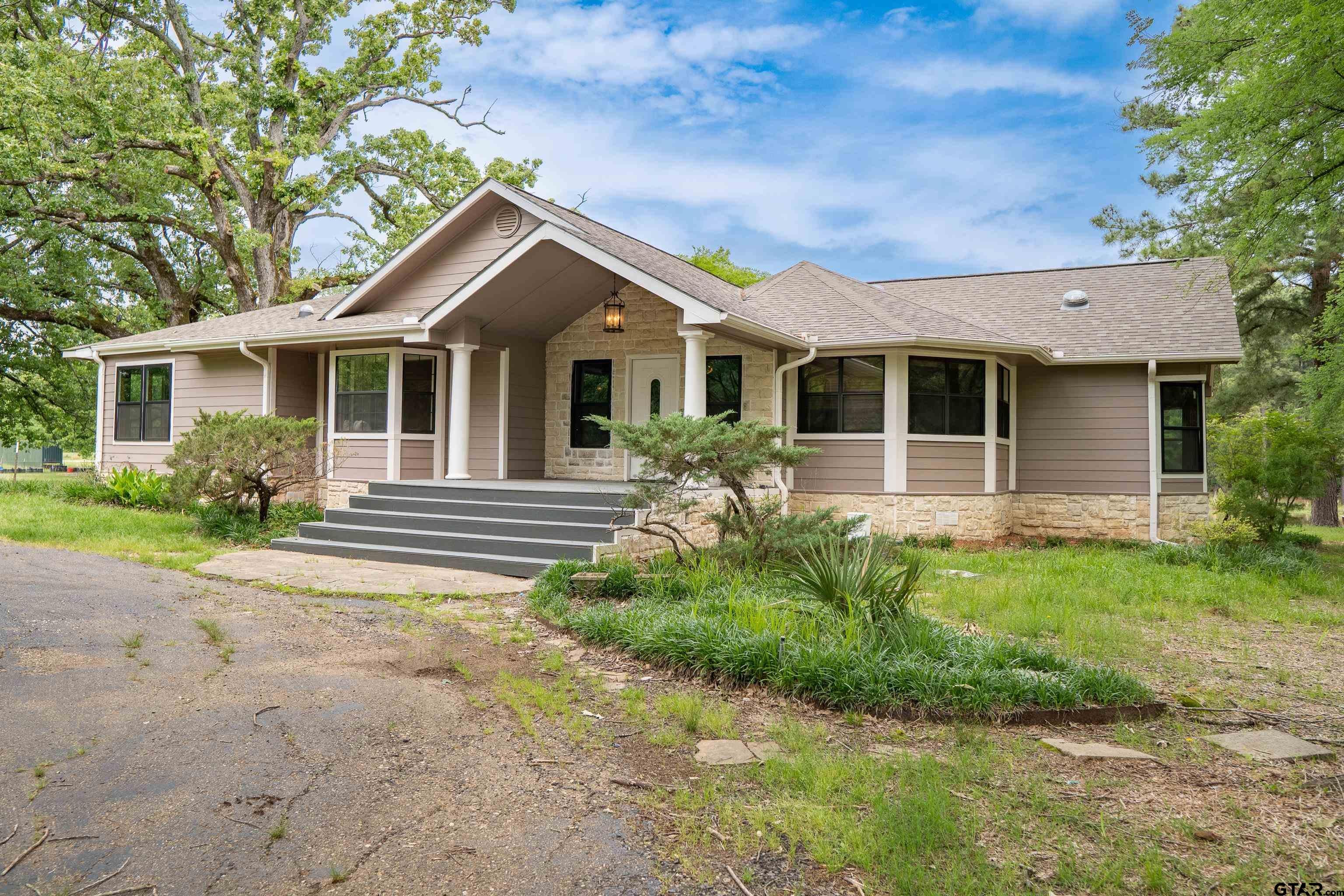 1214 SE CR 4385 — photo