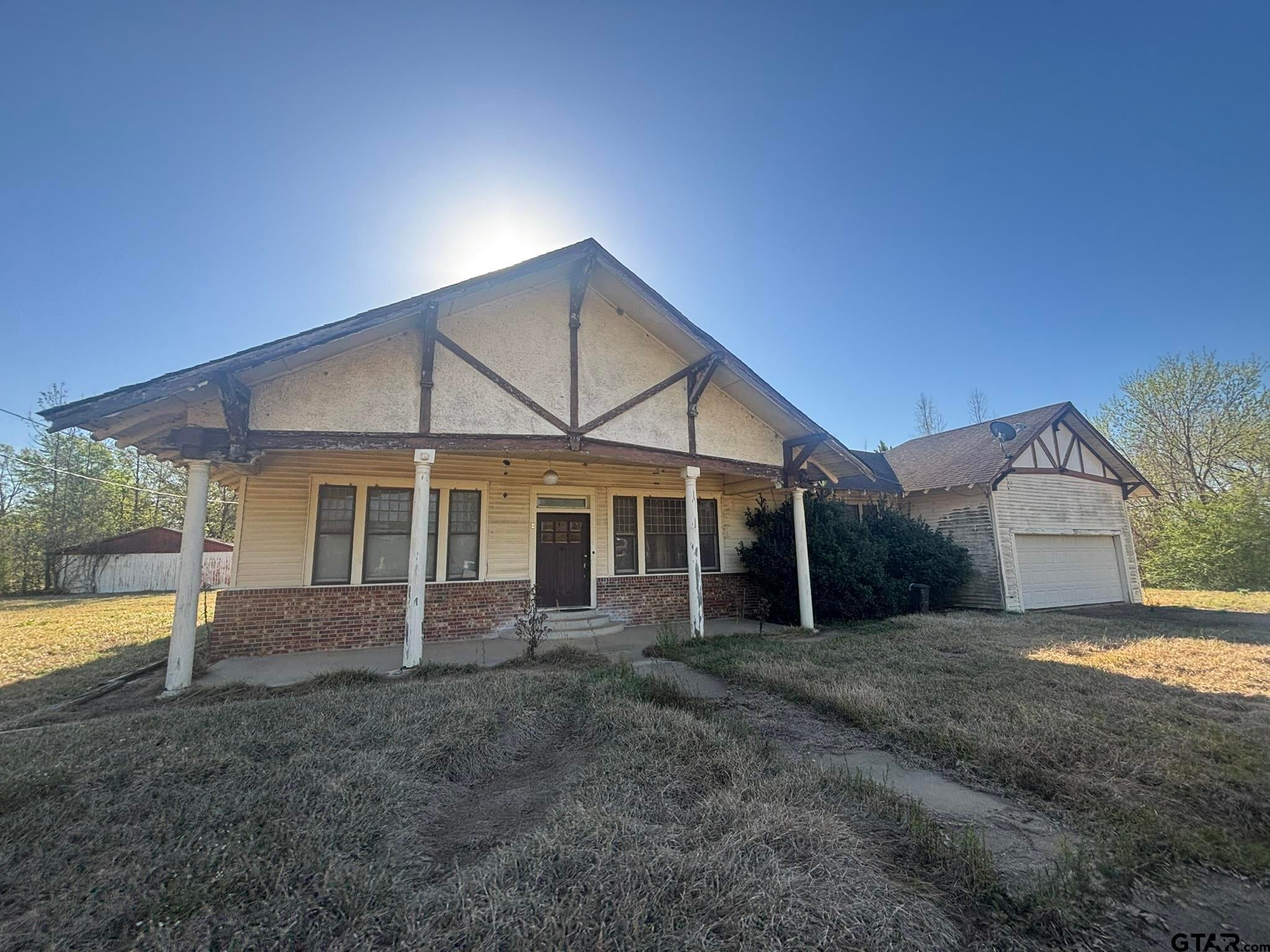2141 N Hwy 271 — photo