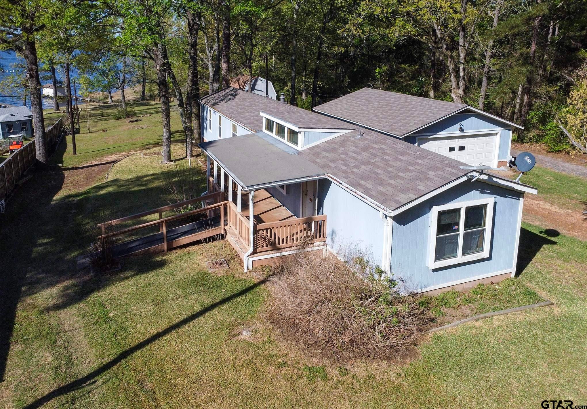 2781 Lake Breeze Dr. — photo