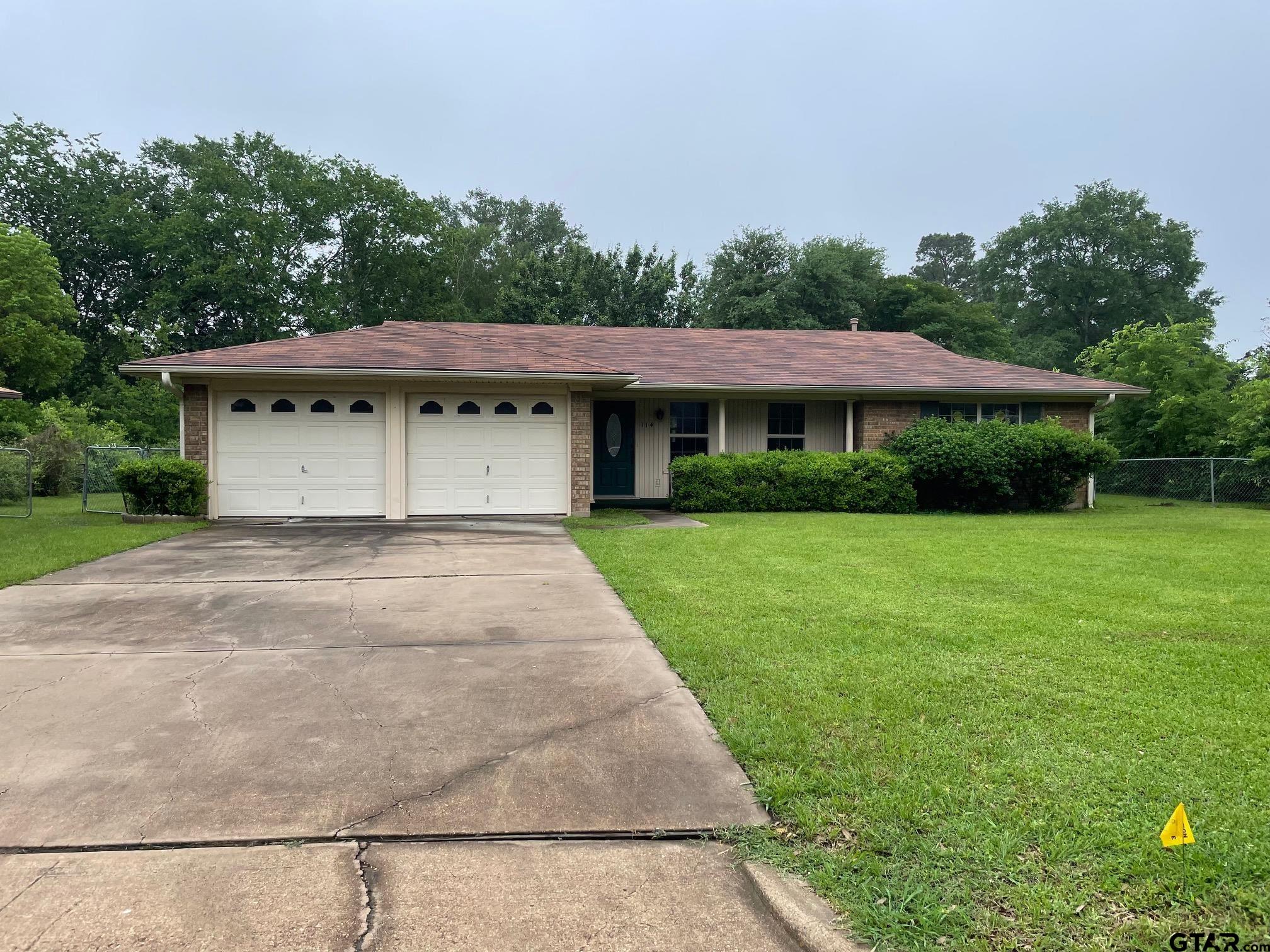114 Briar Lane — photo