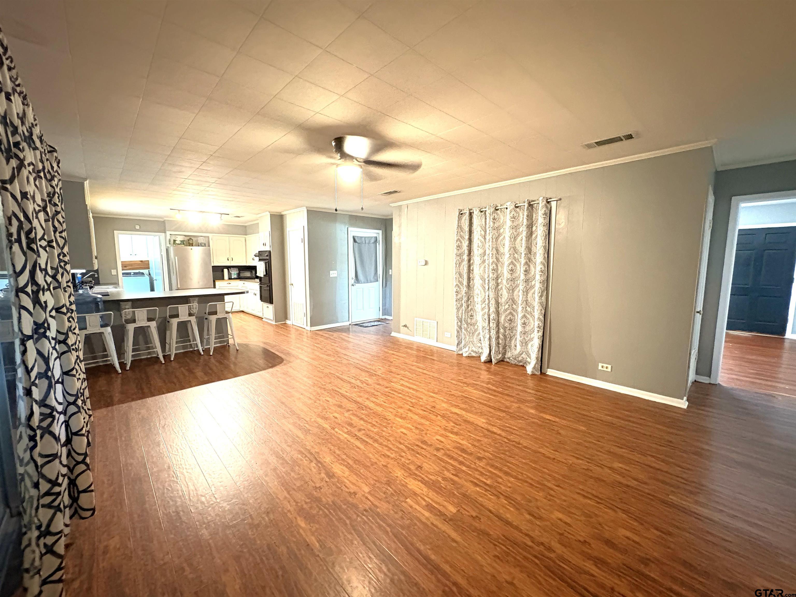 409 E Main, Omaha, TX 75571 — photo 2