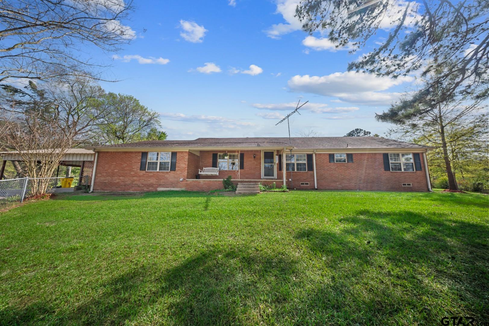 1018 E FM 1798 — photo