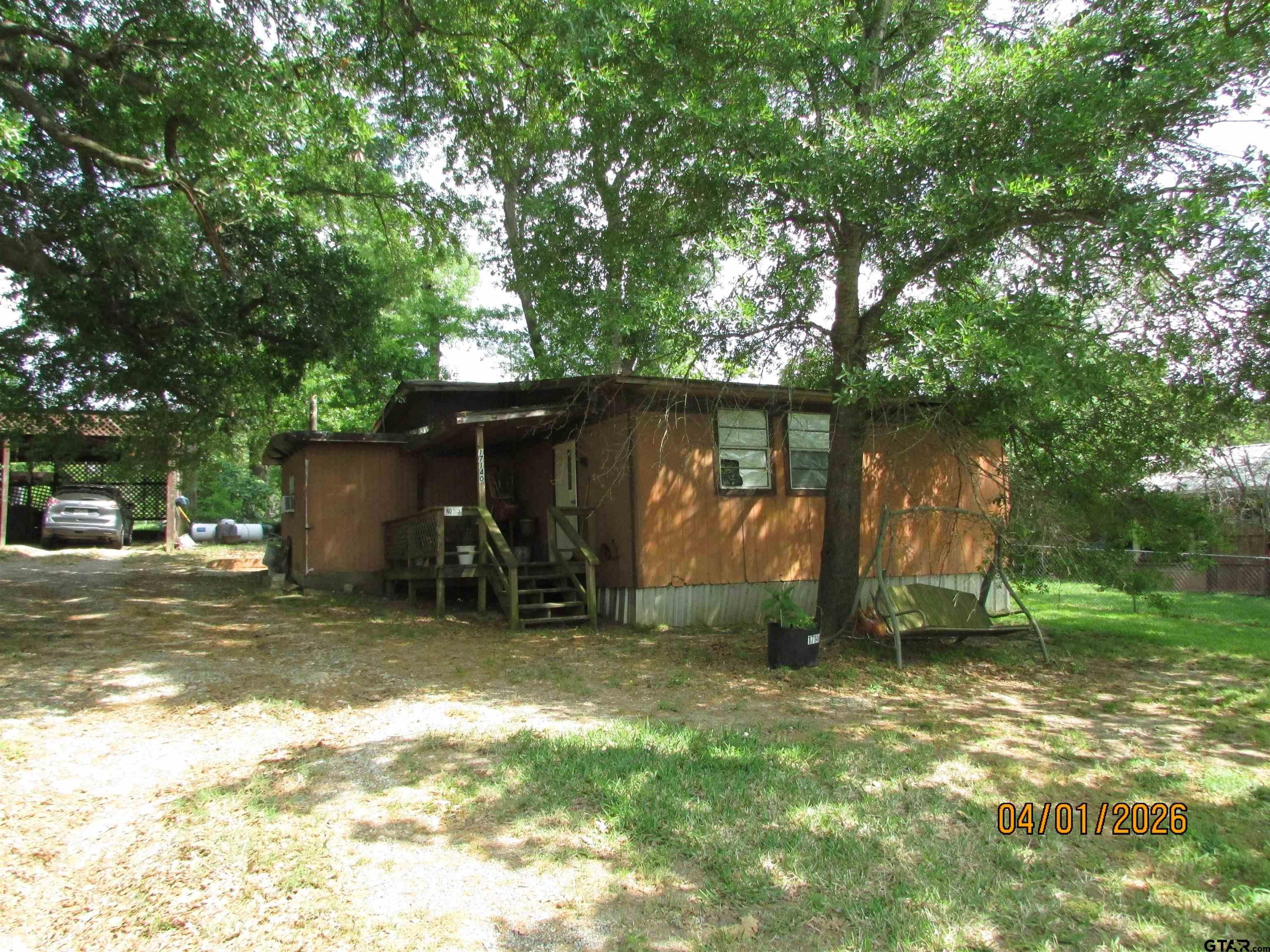 17140 Lakeview Drive — photo