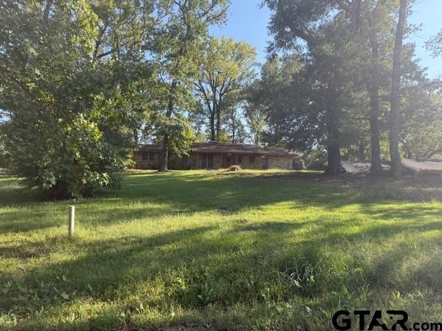 13593 CR 472 — photo